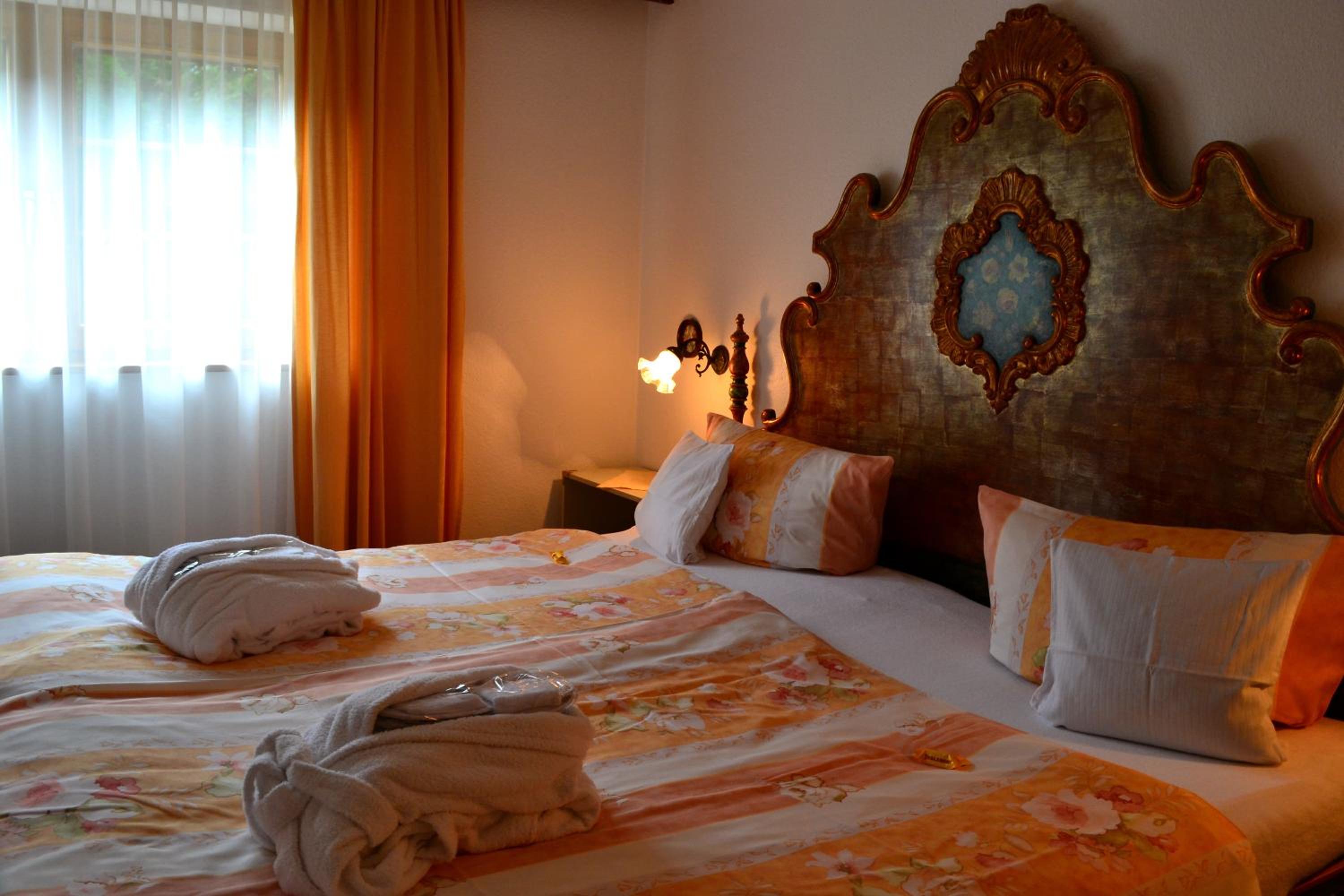 Two-Bedroom Deluxe Apartment with Garden View photo 3