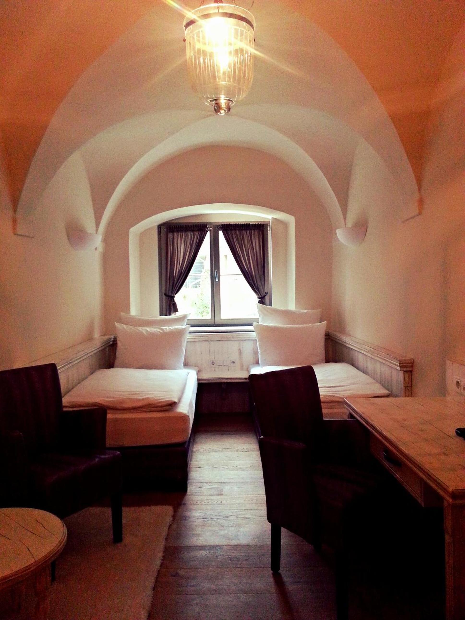 Twin Room - Photo 5