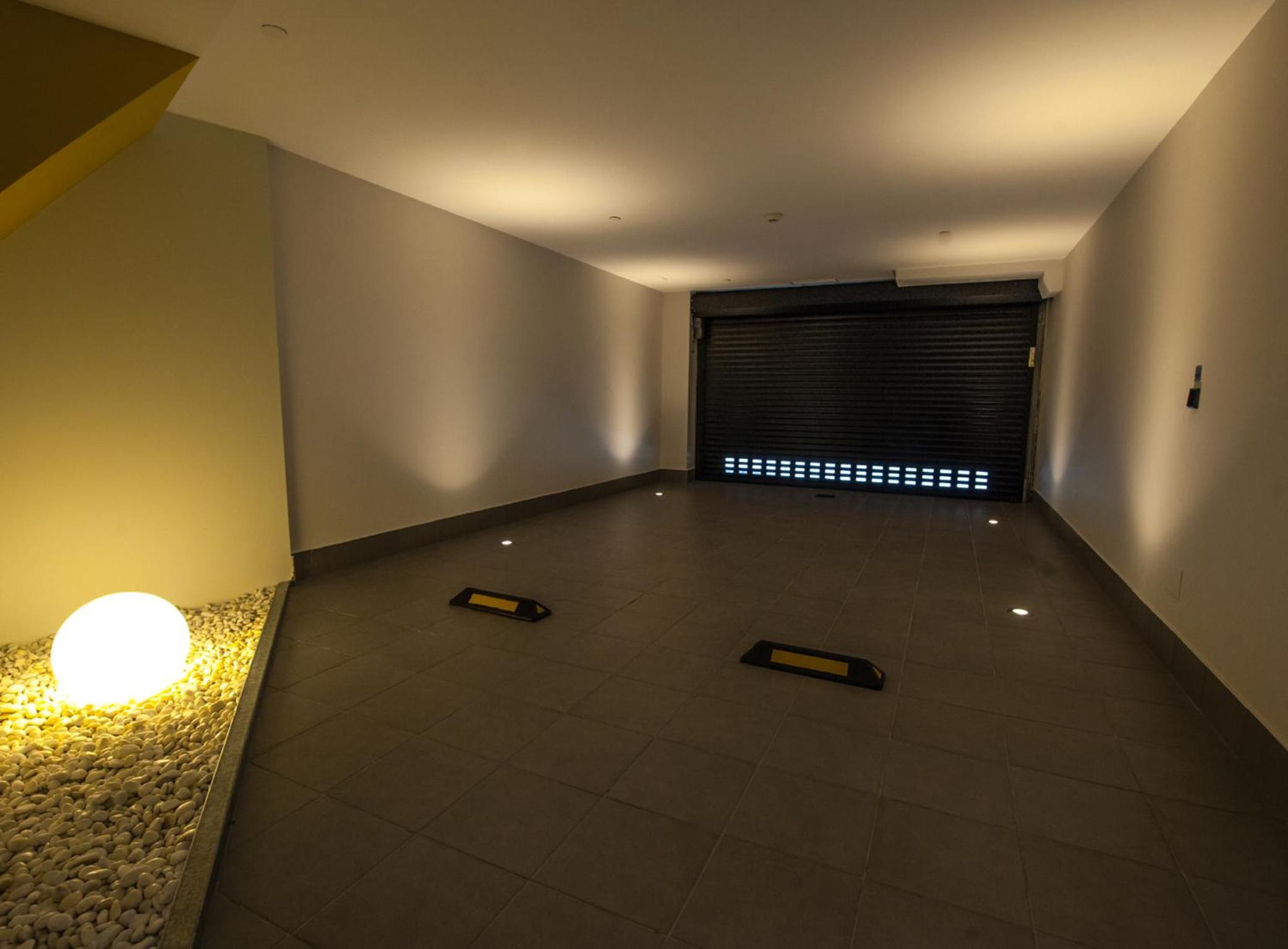 Double Room - Photo 6