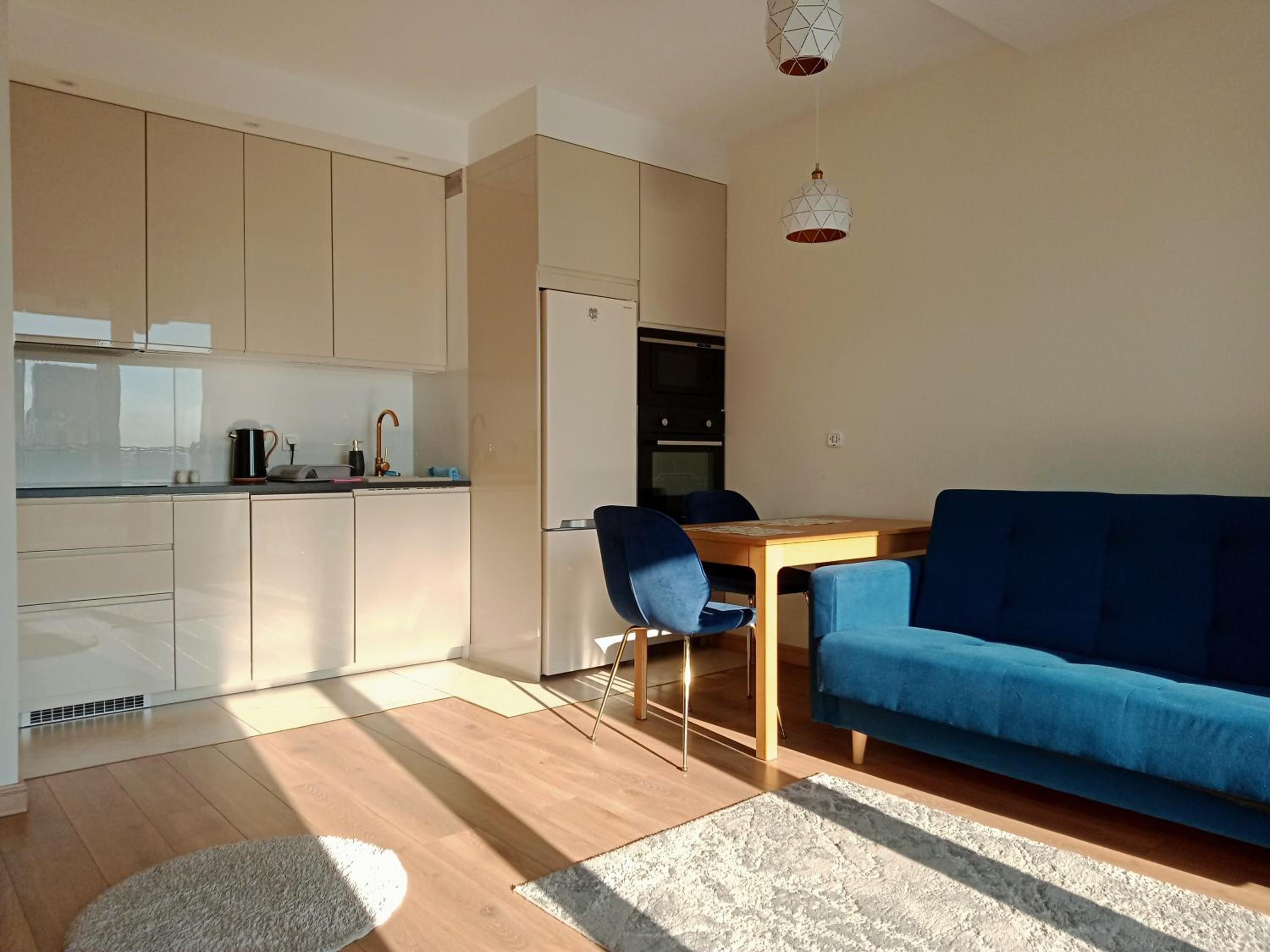 One-Bedroom Apartment - Photo 9