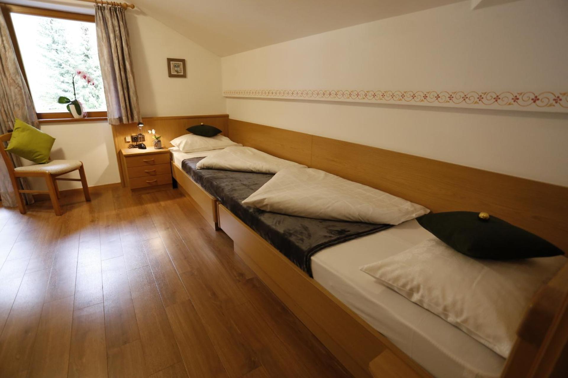 Twin Room with Balcony photo 3