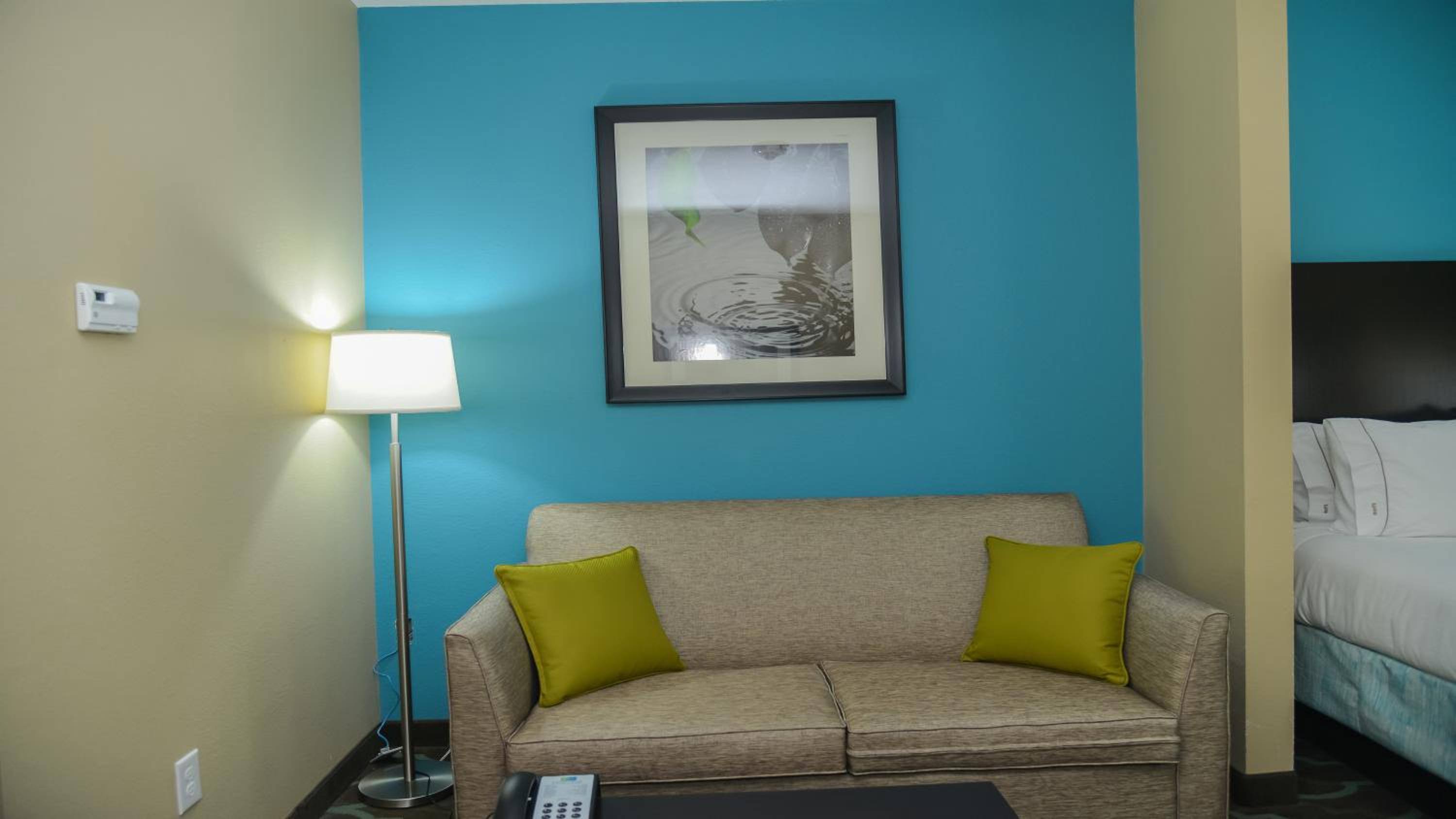 Holiday Inn Express Hotels & Suites Cuero by IHG