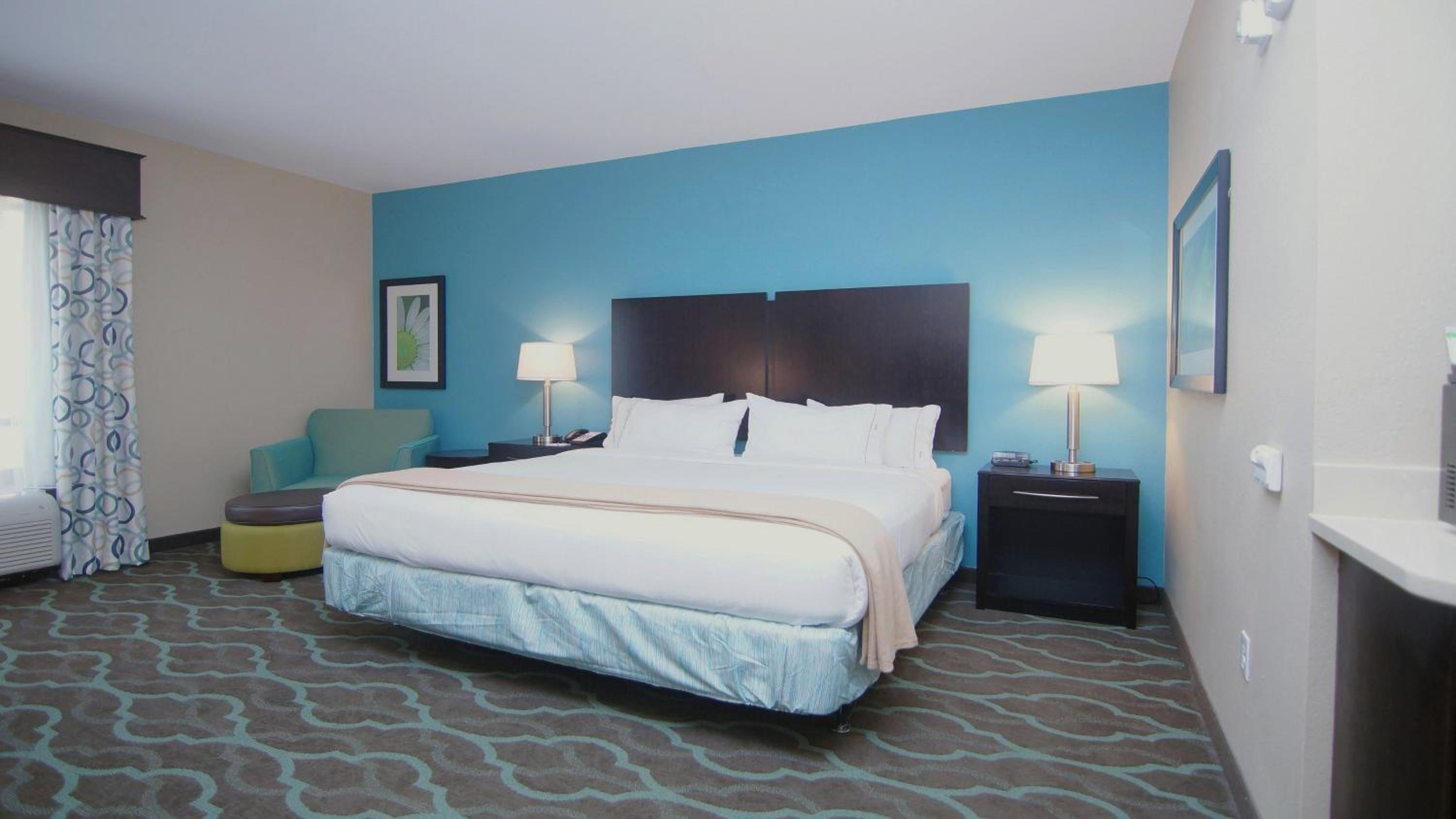 Standard King Room