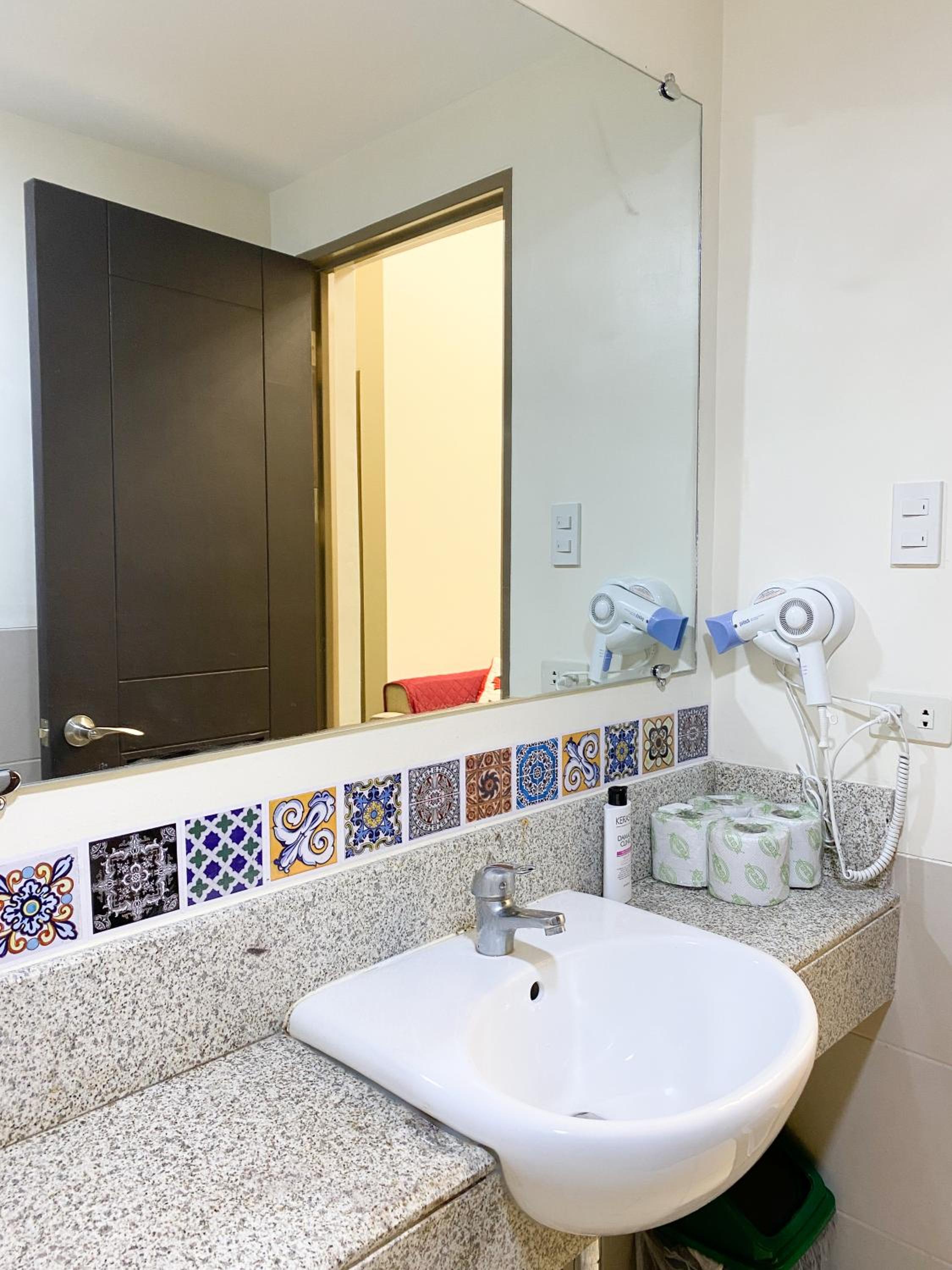 Apartment with Mountain View - Photo 20