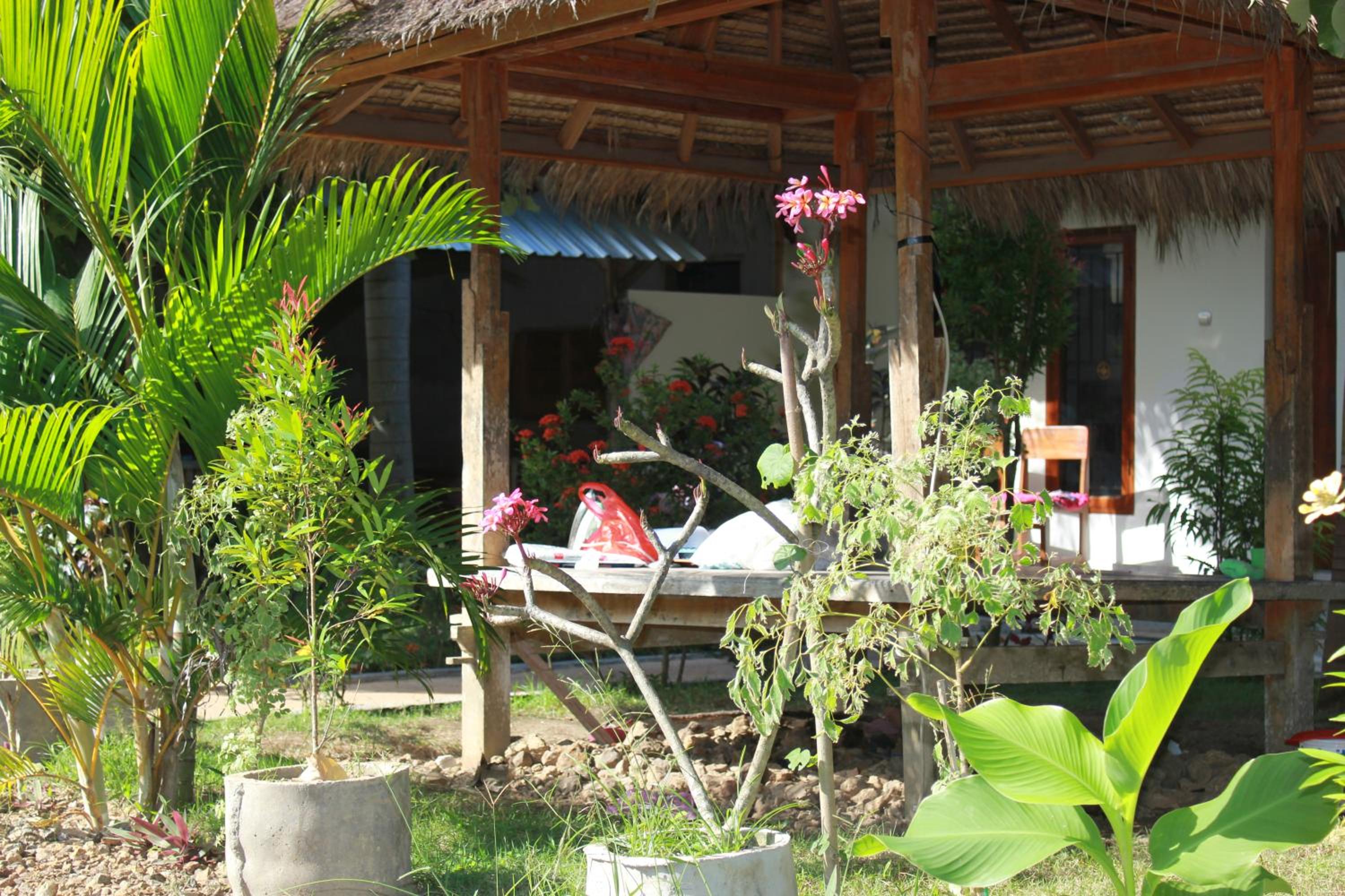 Standard Double Room - Photo 9