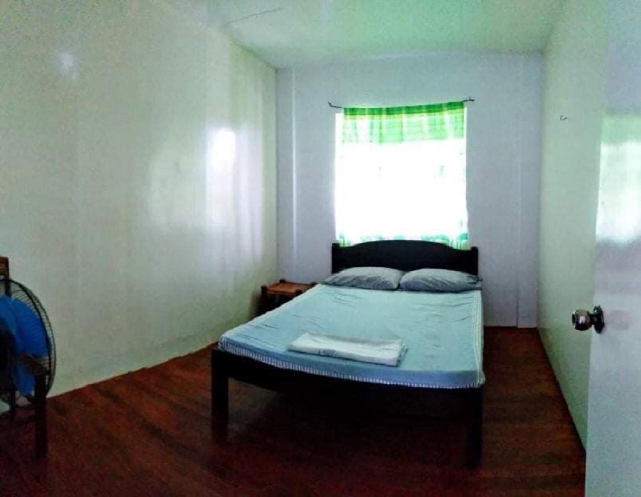 Double Room with Shared Bathroom photo 1