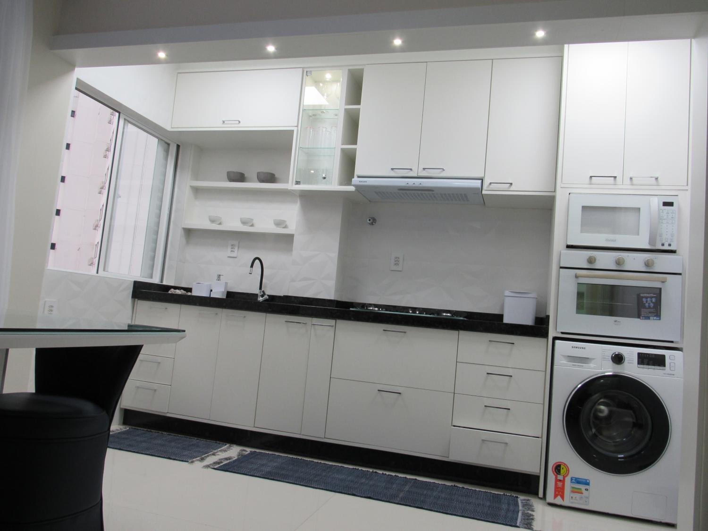 Apartment - Photo 2