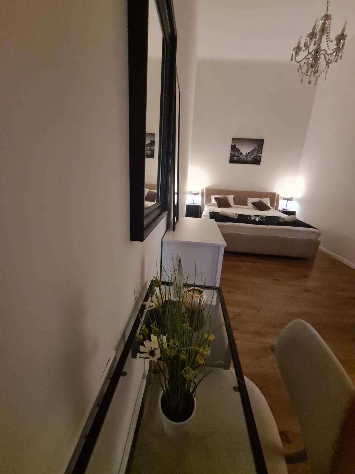 Two-Bedroom Apartment - Photo 17