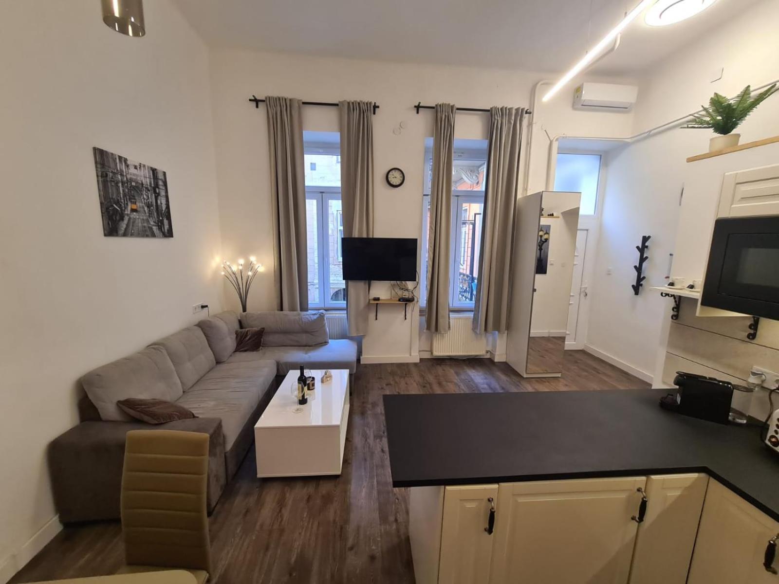 Two-Bedroom Apartment - Photo 13