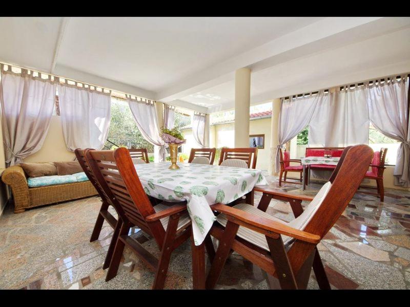 Apartment - Ground Floor photo 1