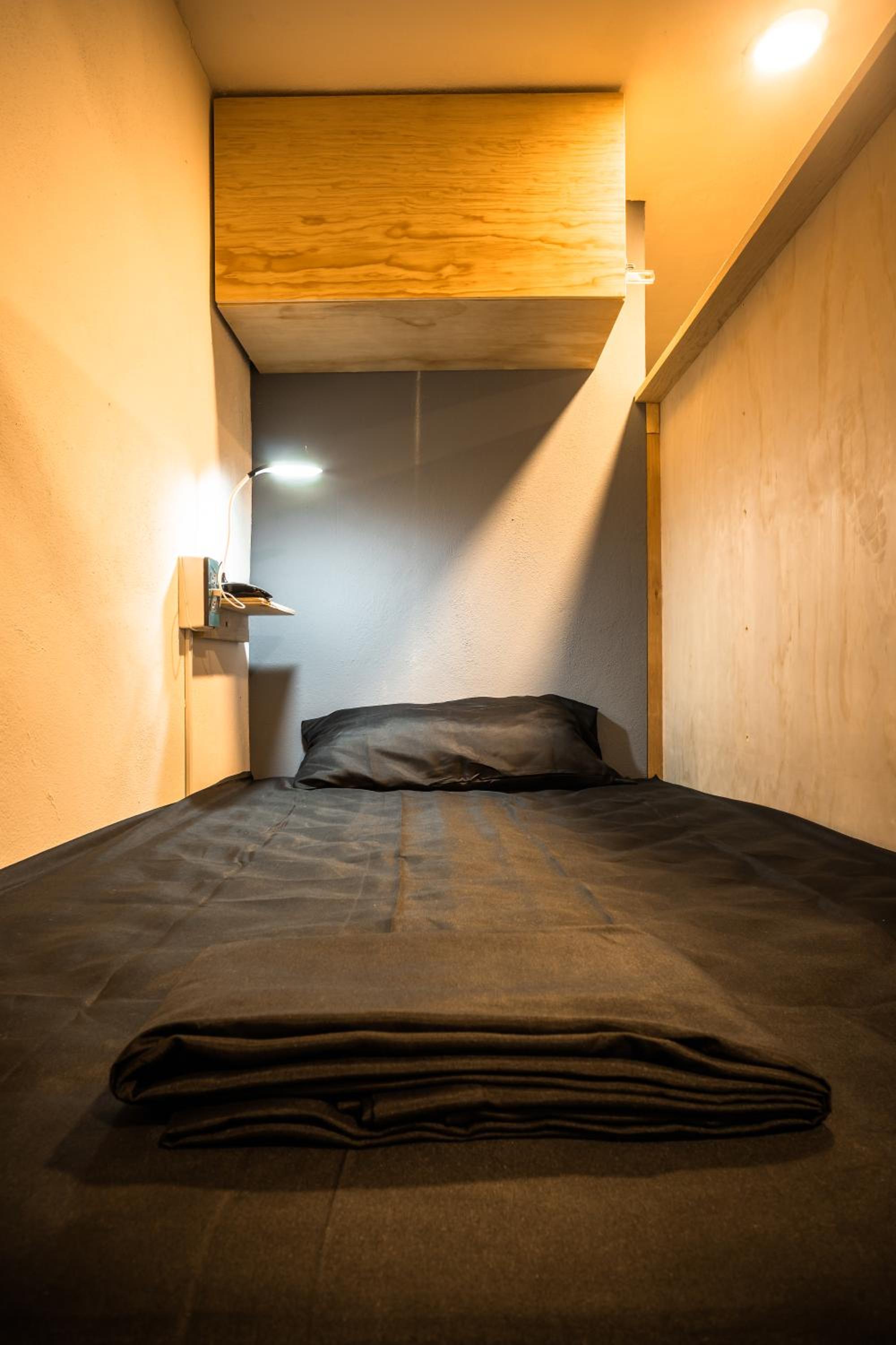 Bed in 6-Bed Mixed Dormitory Room