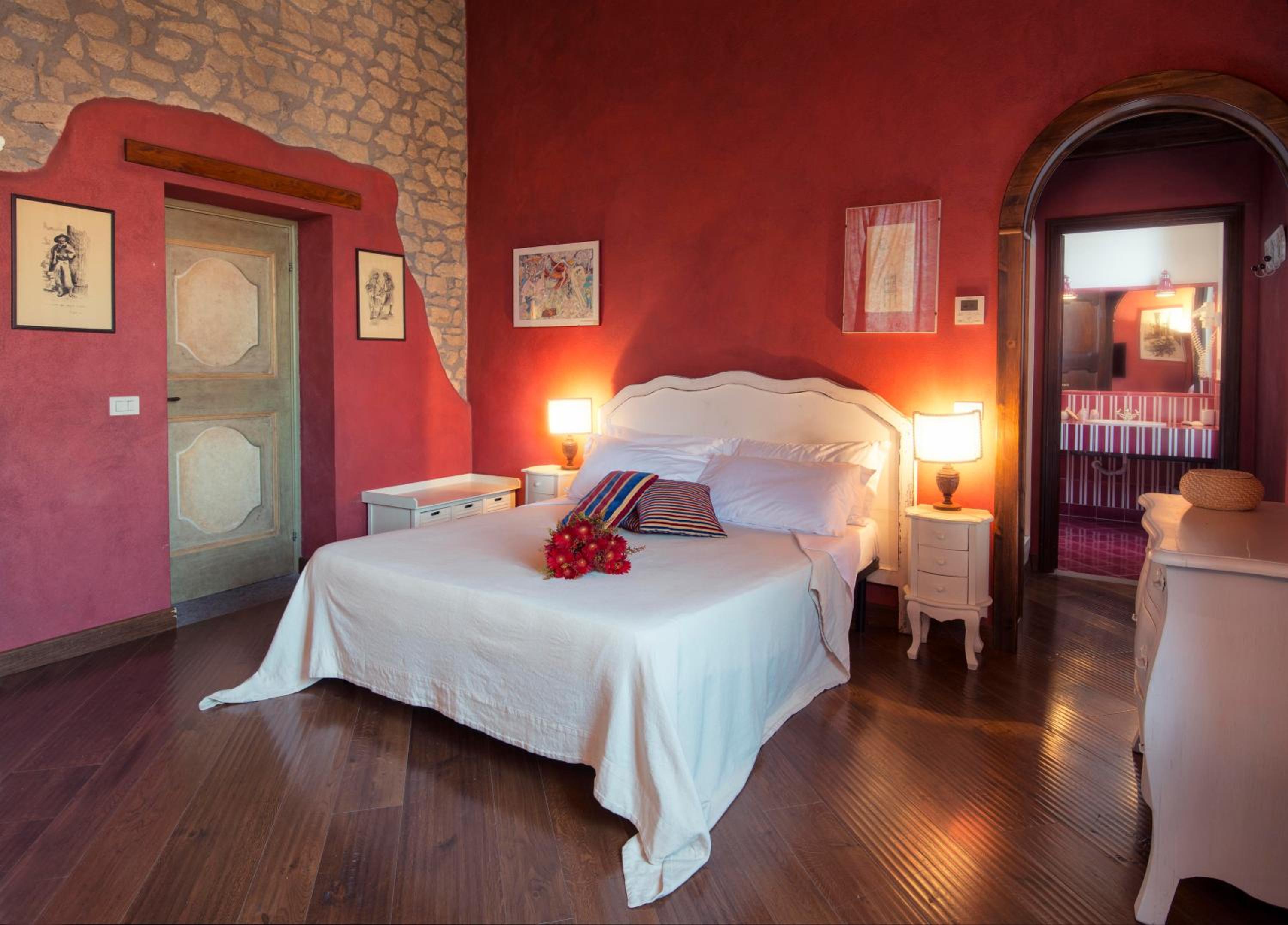 Superior Double Room - Photo 1