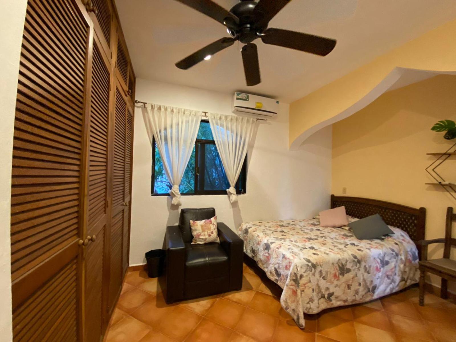 Two-Bedroom Apartment - Photo 16