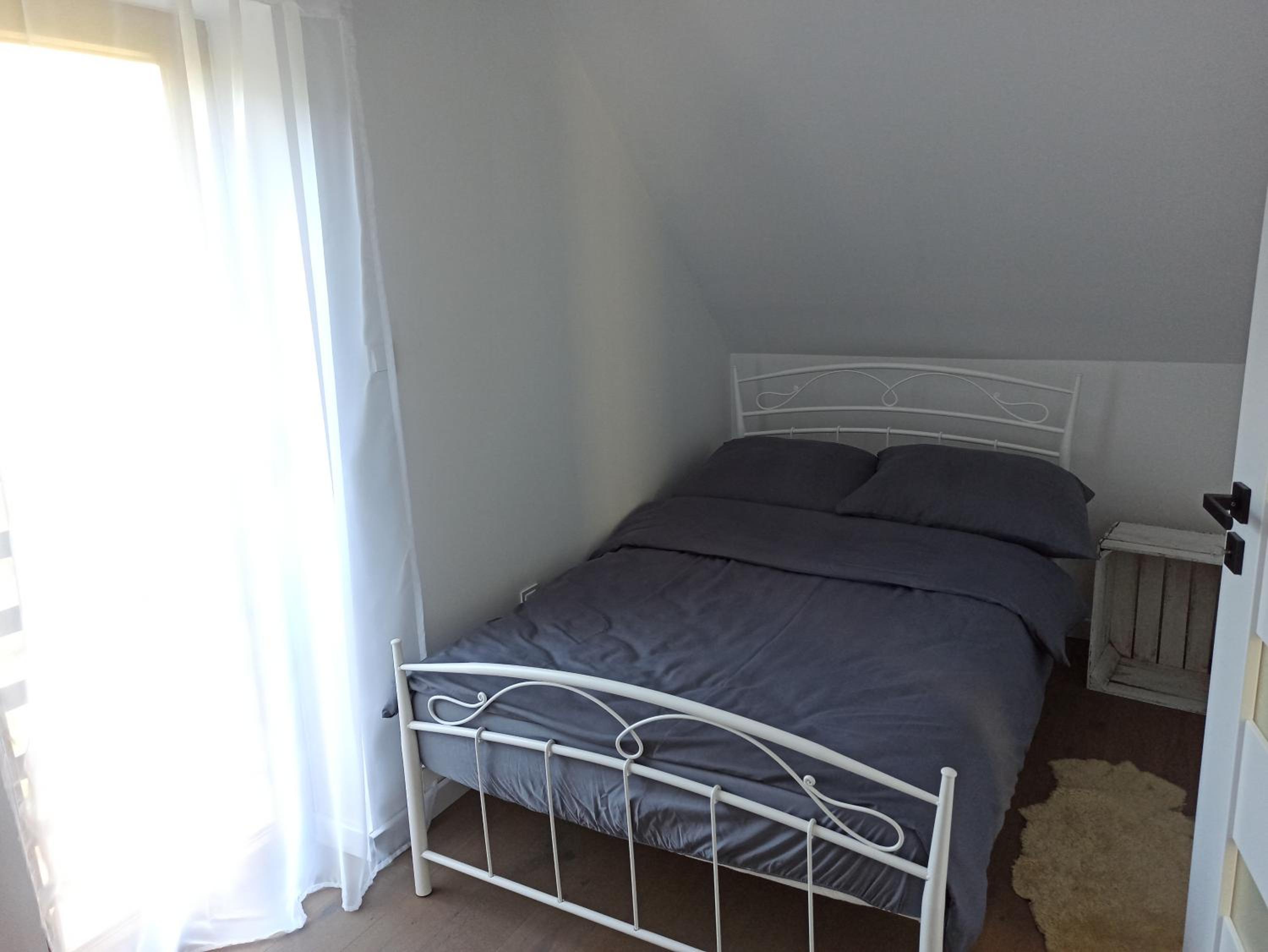 Two-Bedroom Apartment - Photo 9
