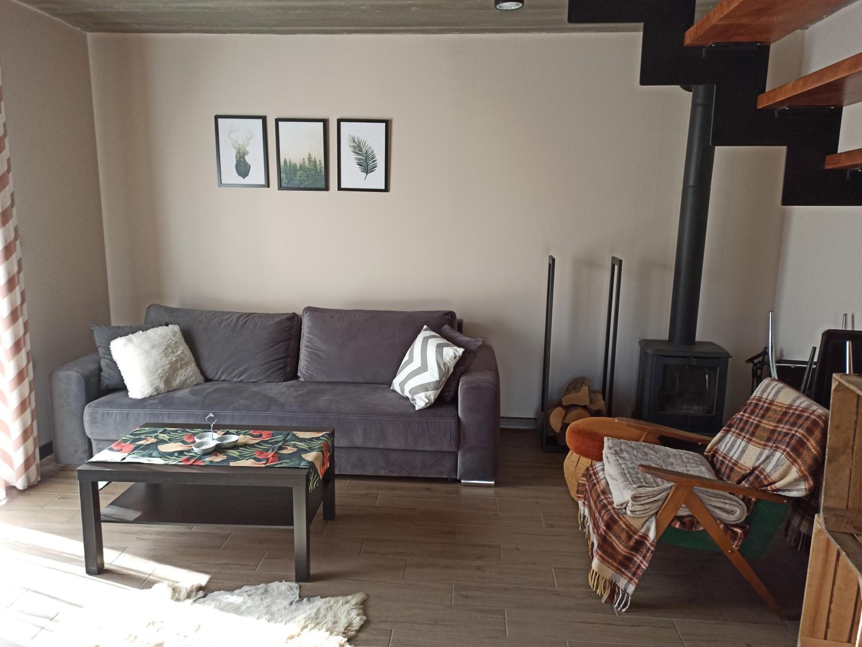 Two-Bedroom Apartment - Photo 5