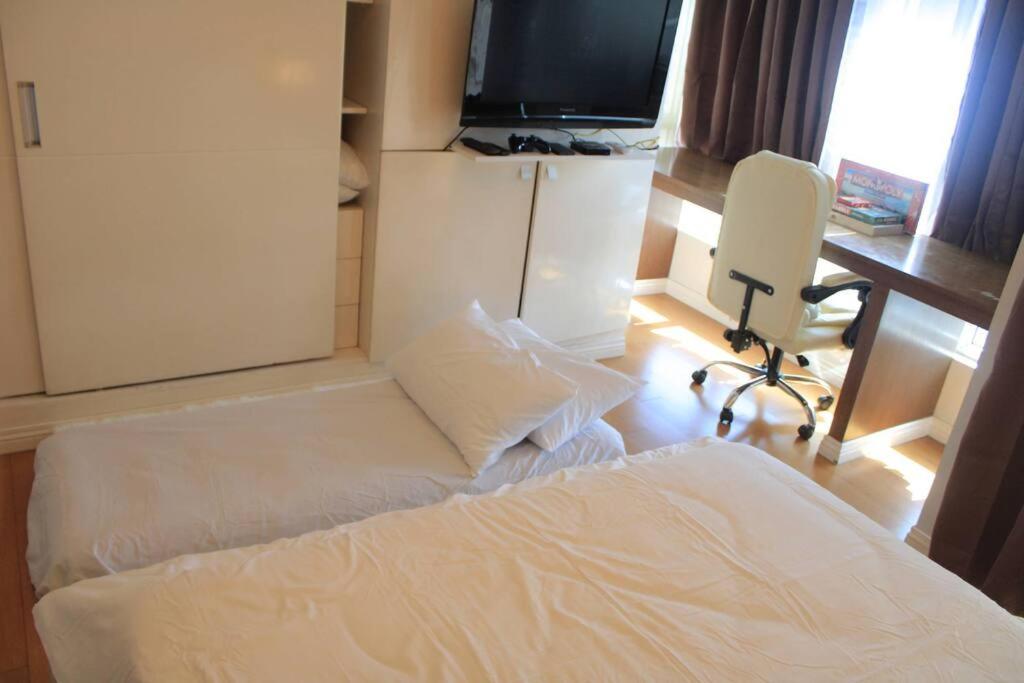 One-Bedroom Apartment - Photo 83