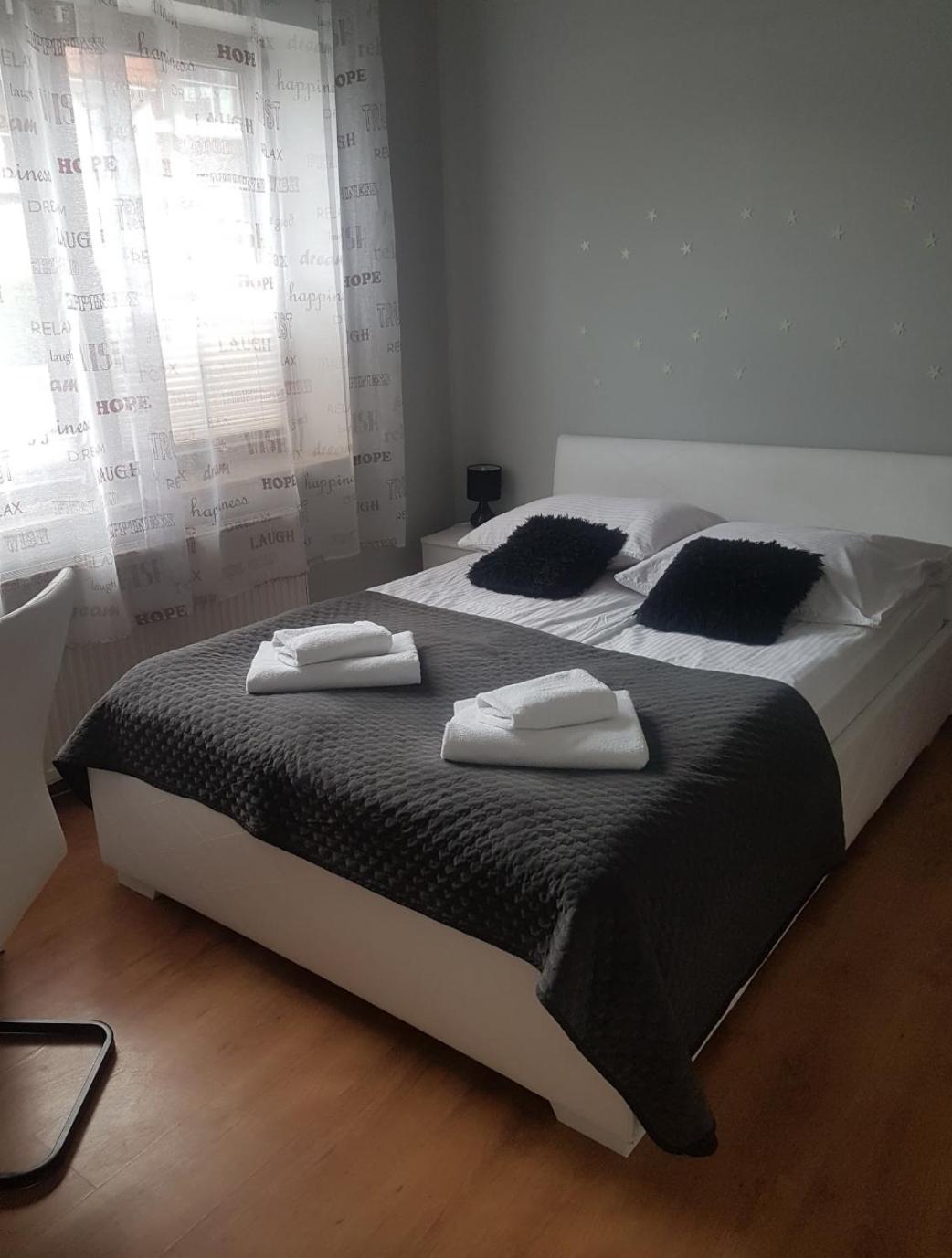 Double Room with Private External Bathroom photo 1
