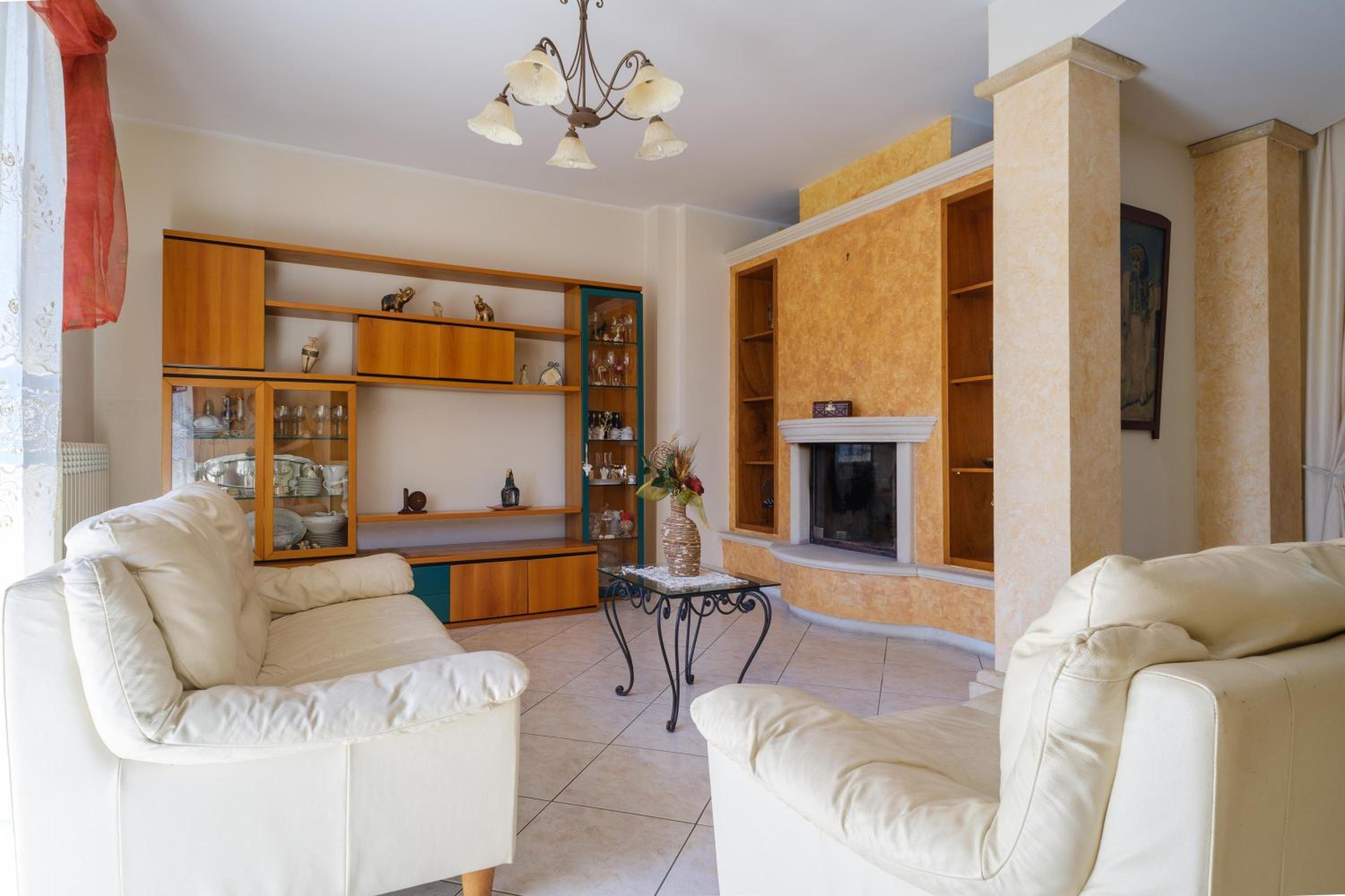 Three-Bedroom House photo 1