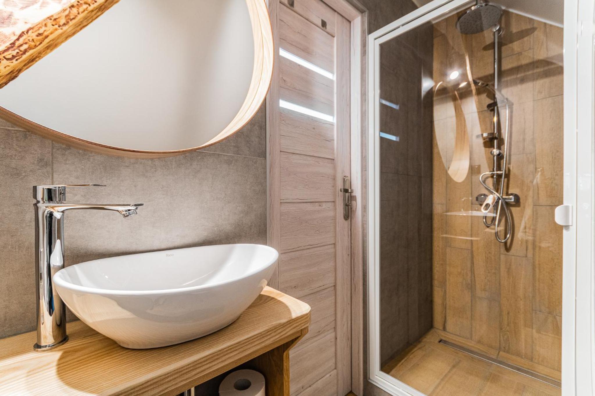 Standard Triple Room - Photo 2