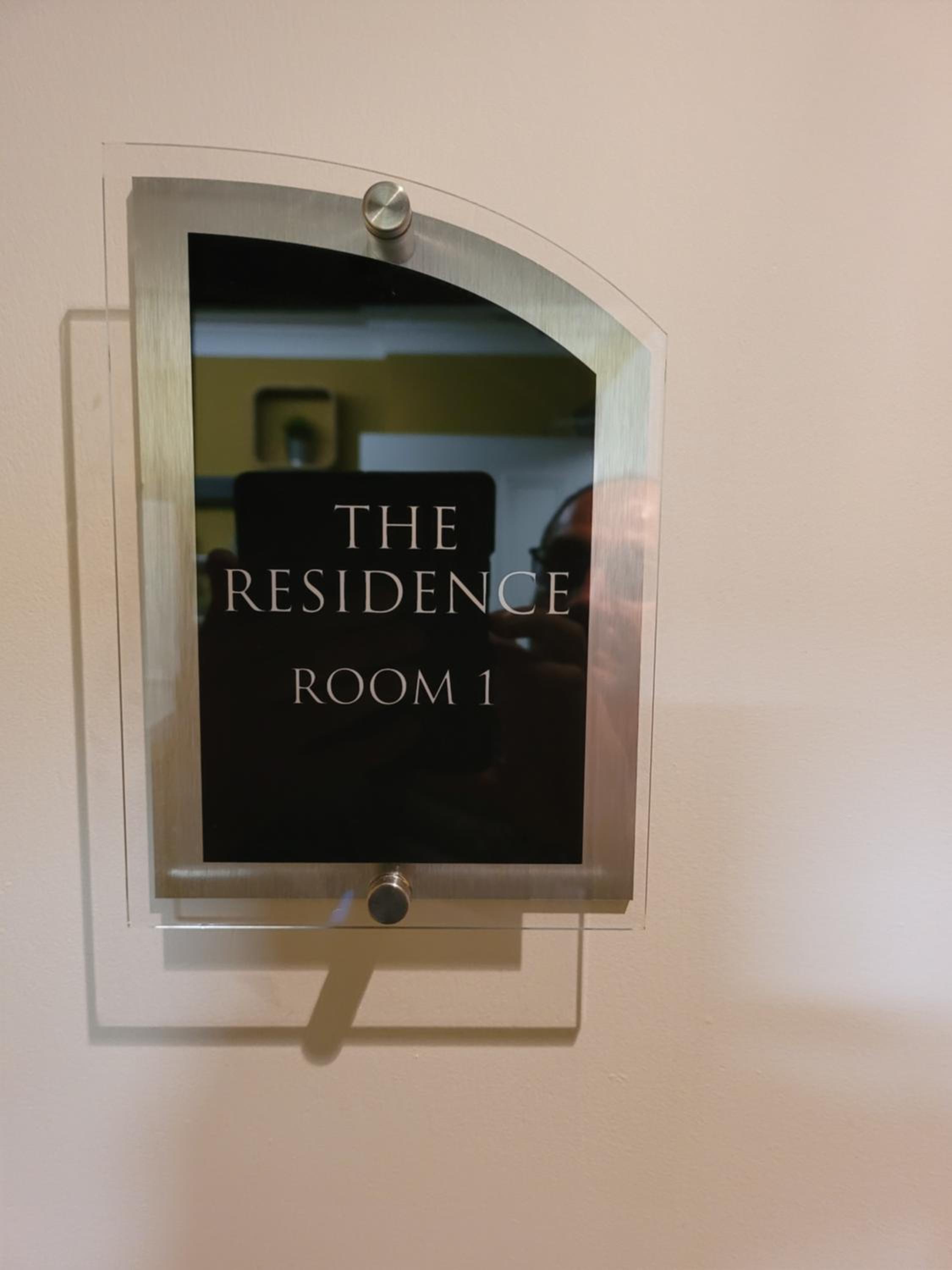 Small Double Room - Photo 10