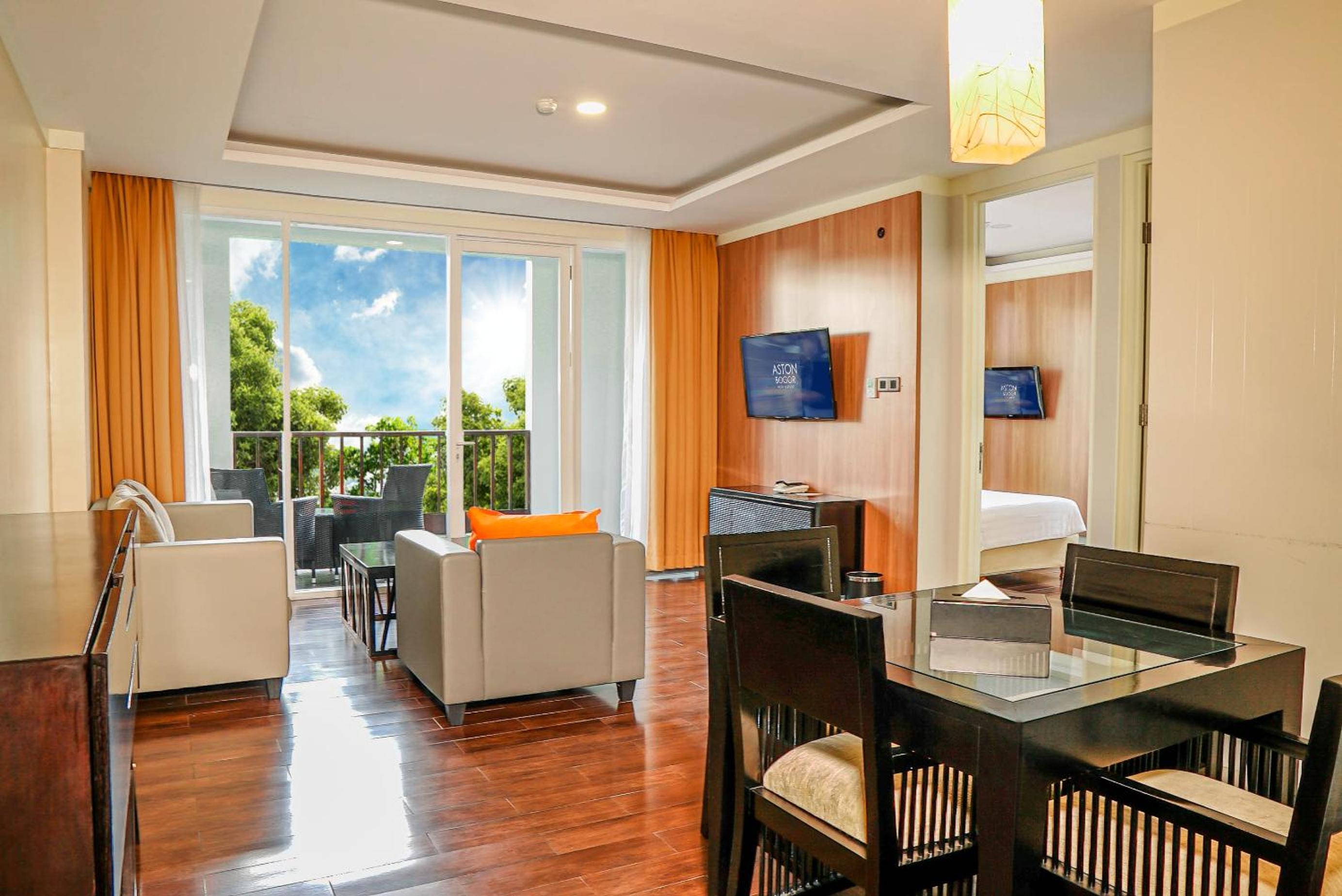 Two-Bedroom Apartment - Photo 3