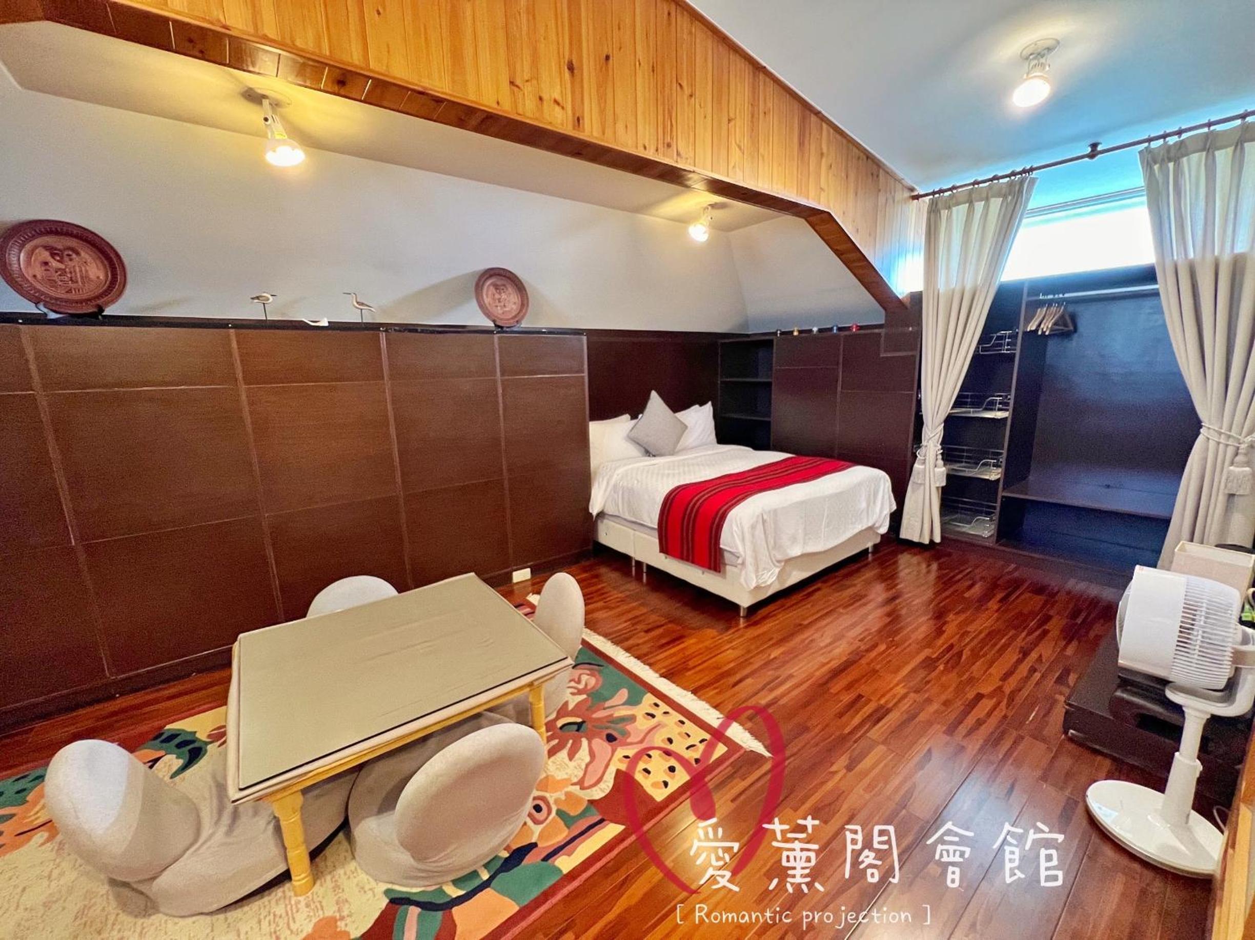 双层公寓 6 人
