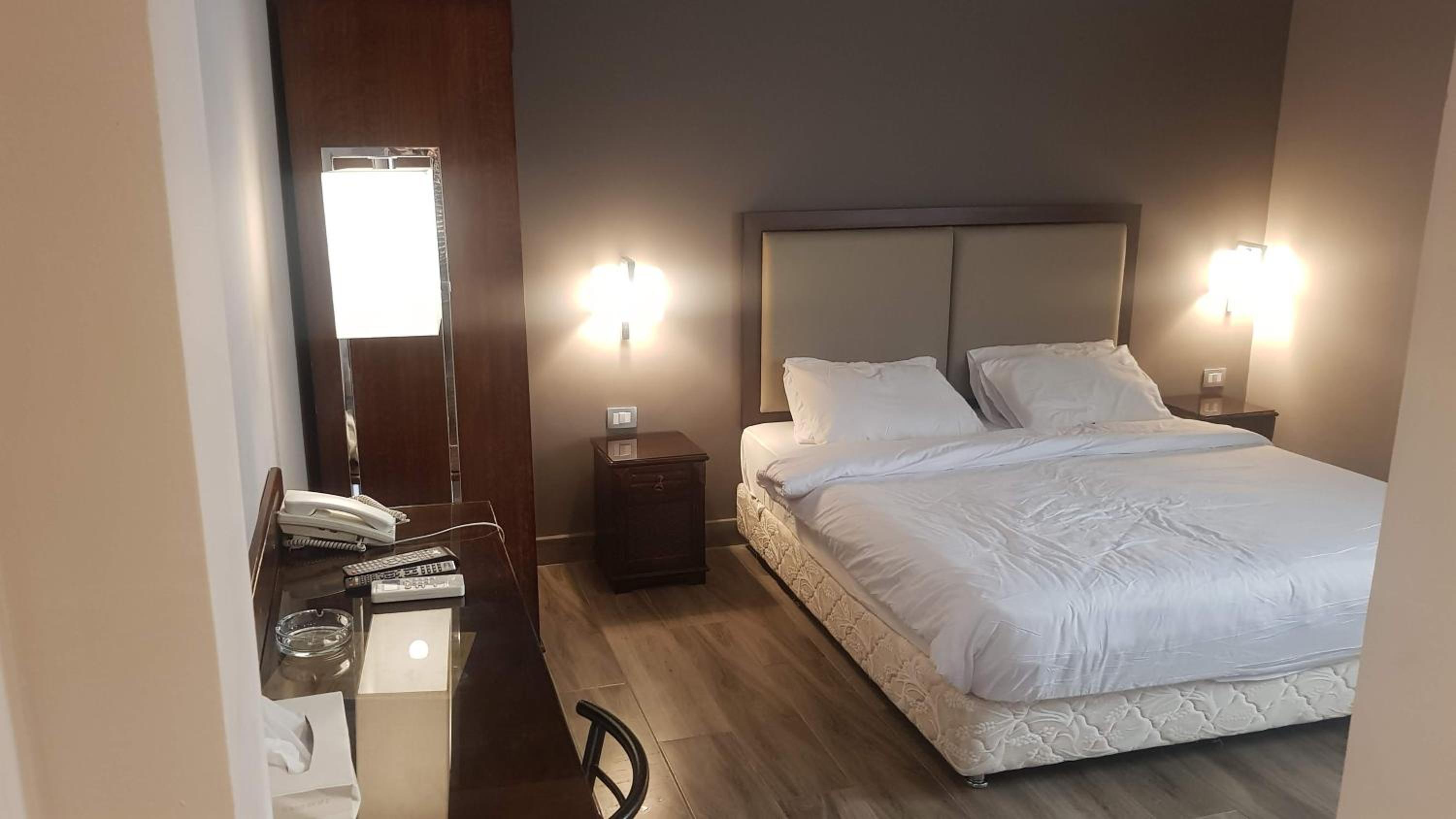 Standard King Room