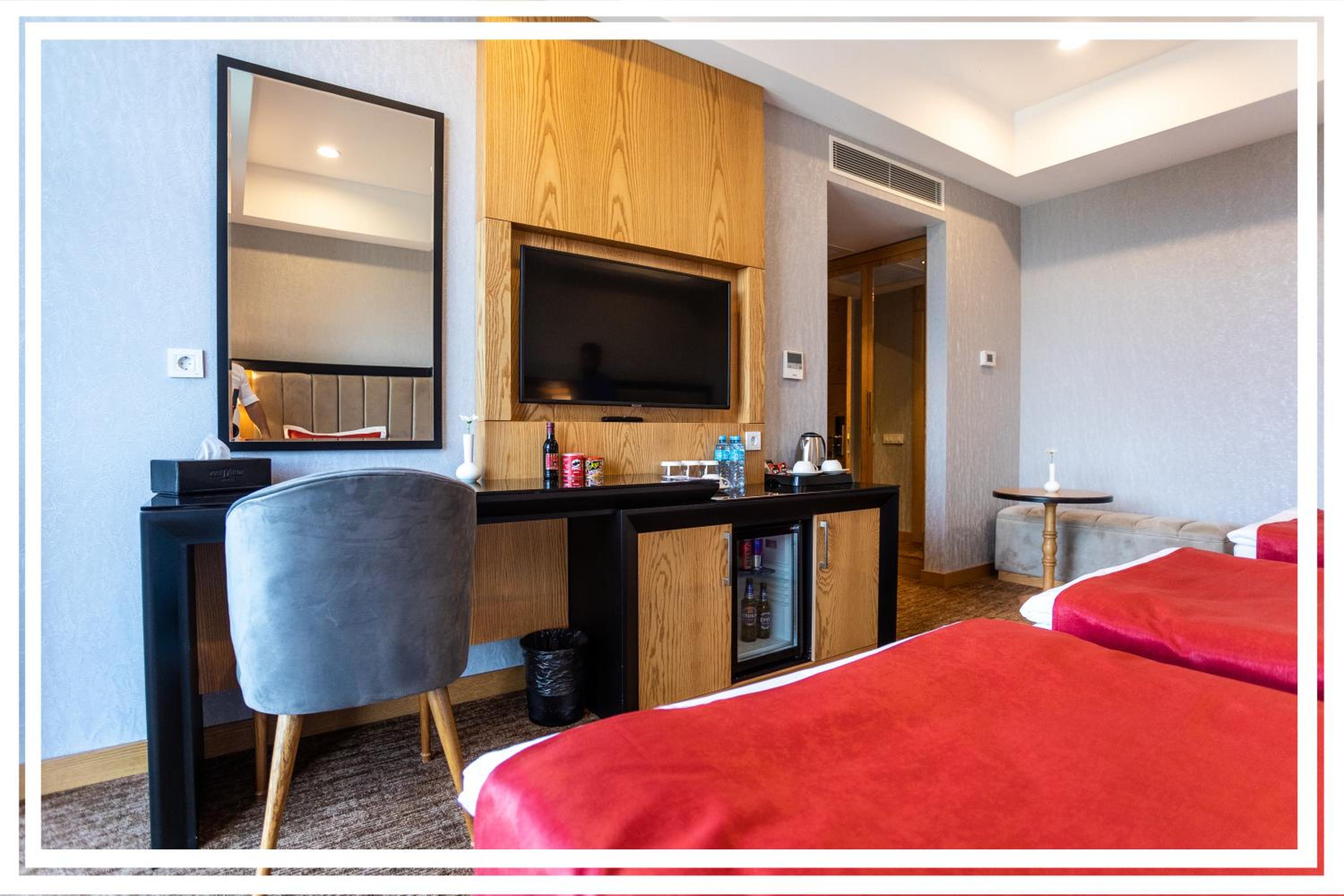 Standard Triple Room - Photo 1