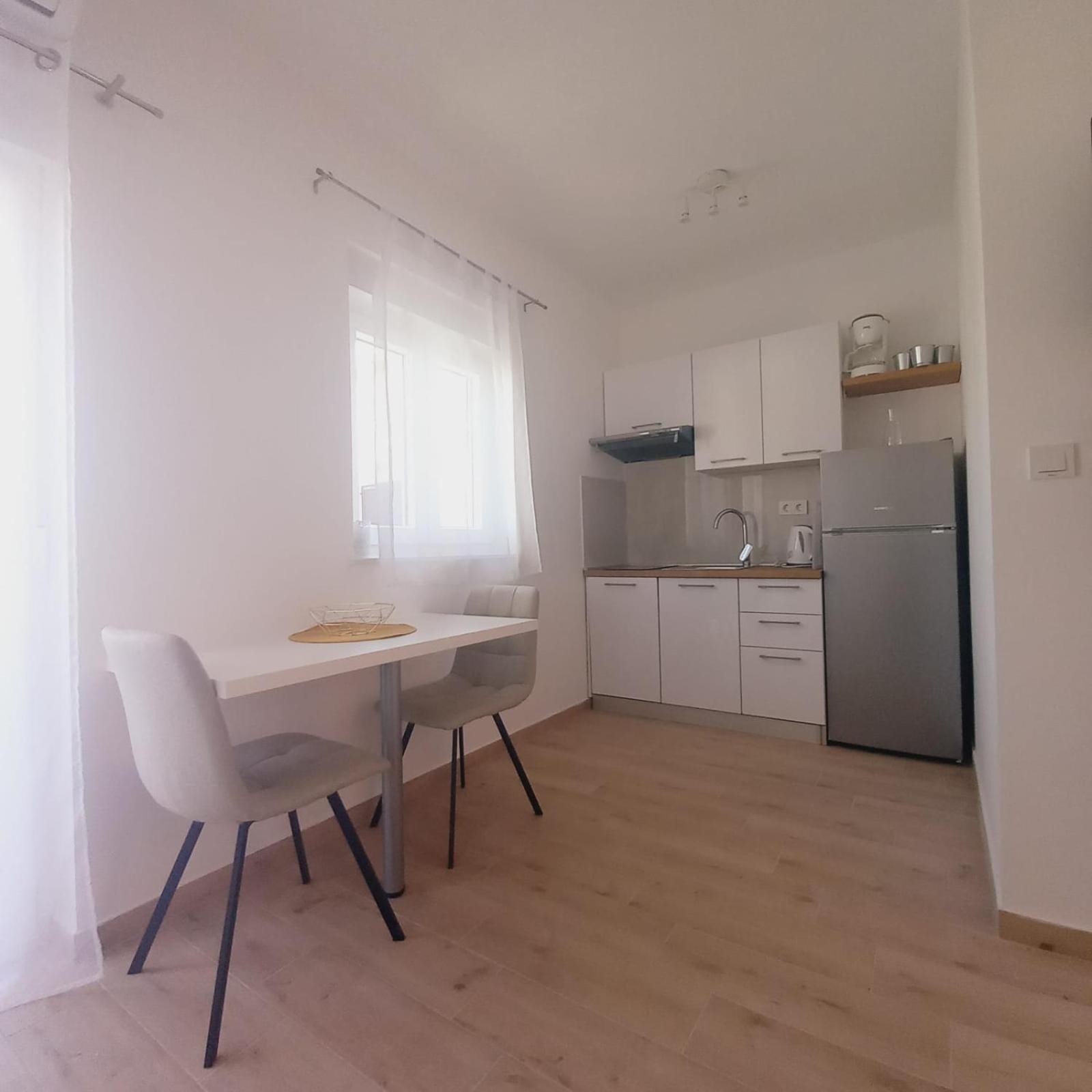Apartment with Sea View photo 3