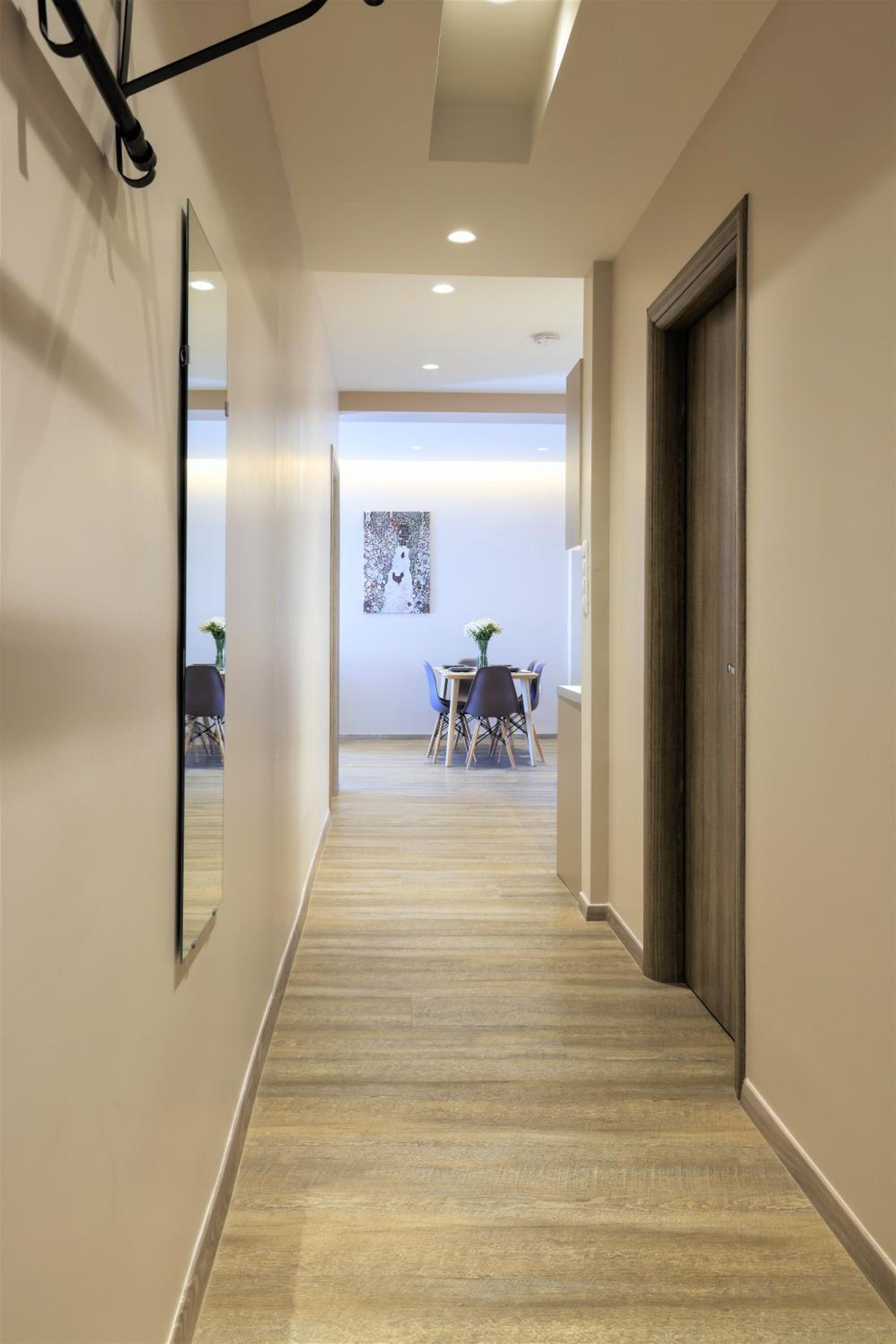 Two-Bedroom Apartment with Private Balcony and Lycabettus view
