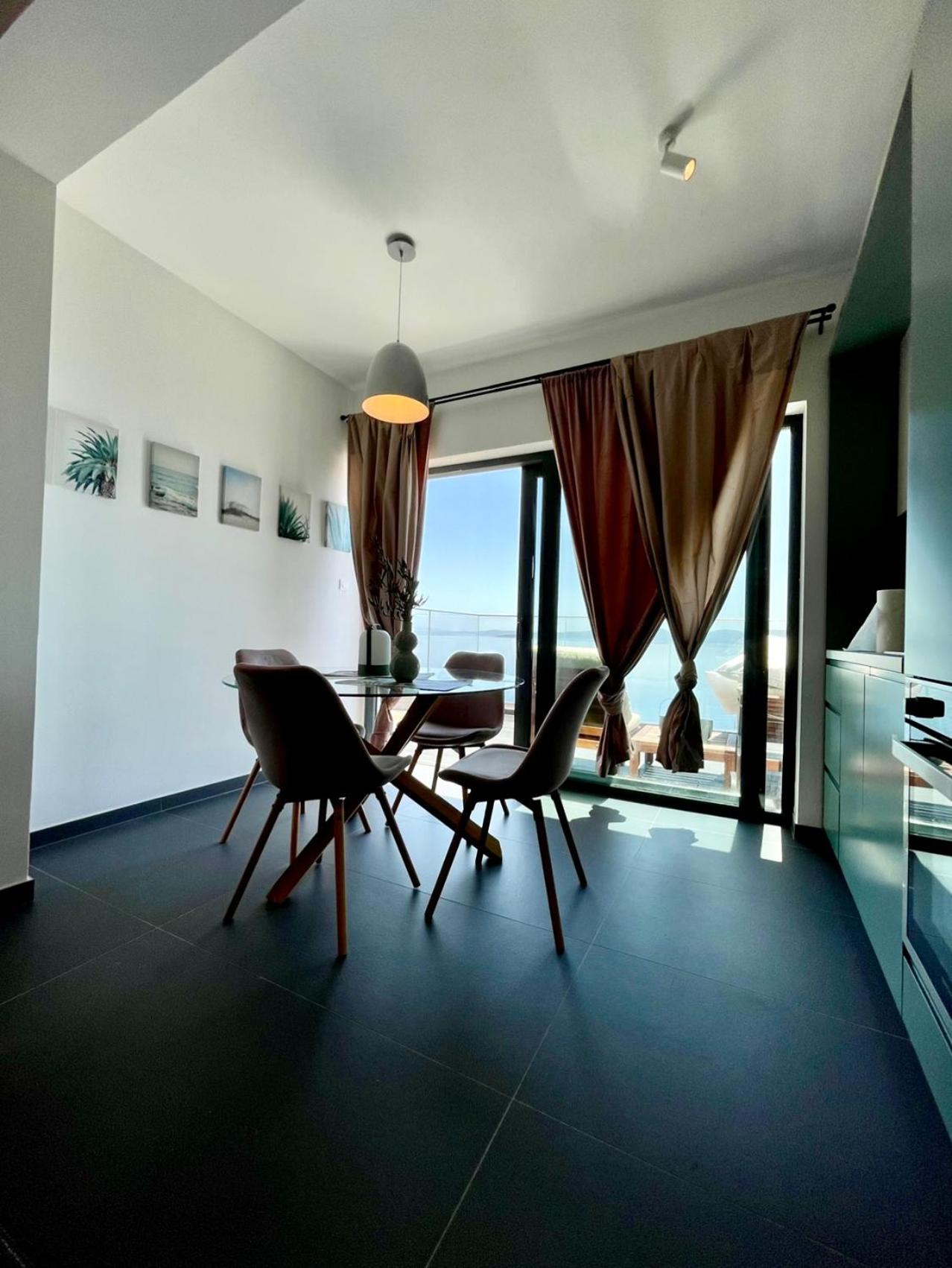 Double Room with Balcony photo 2