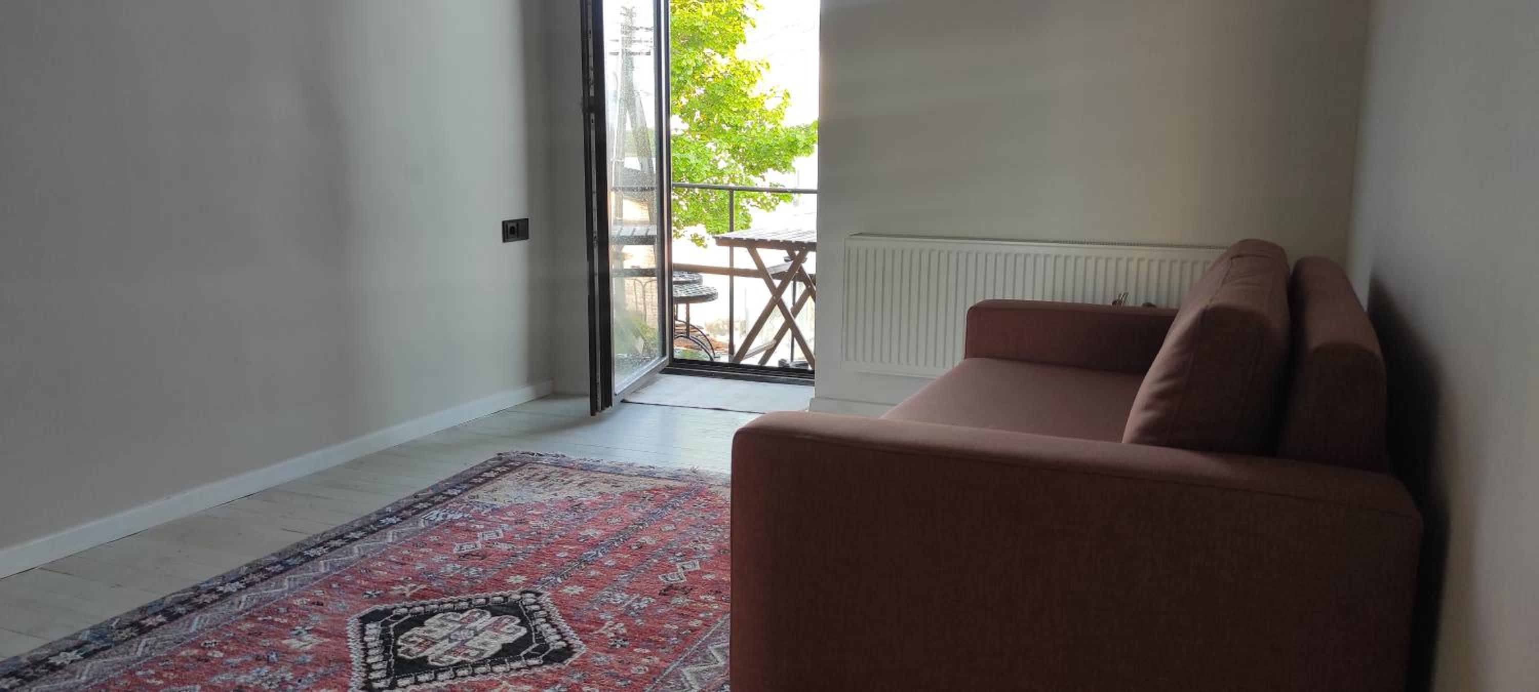 Apartment with Lake View - Photo 10