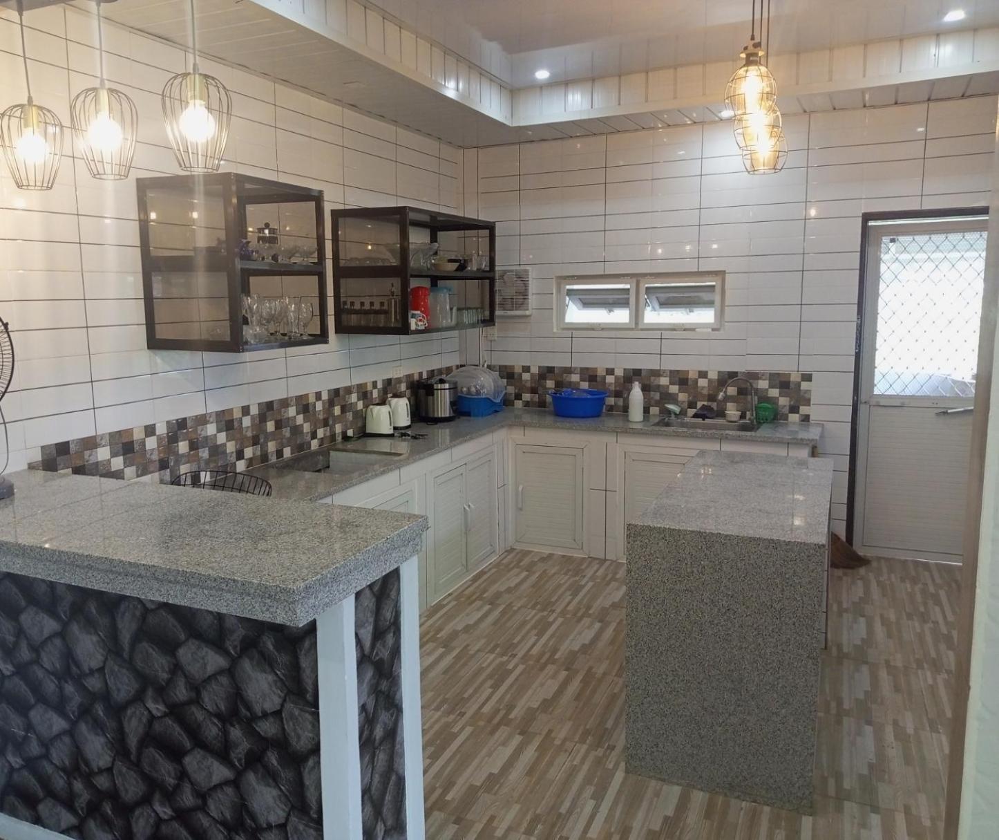 Villa with Garden View - Photo 13