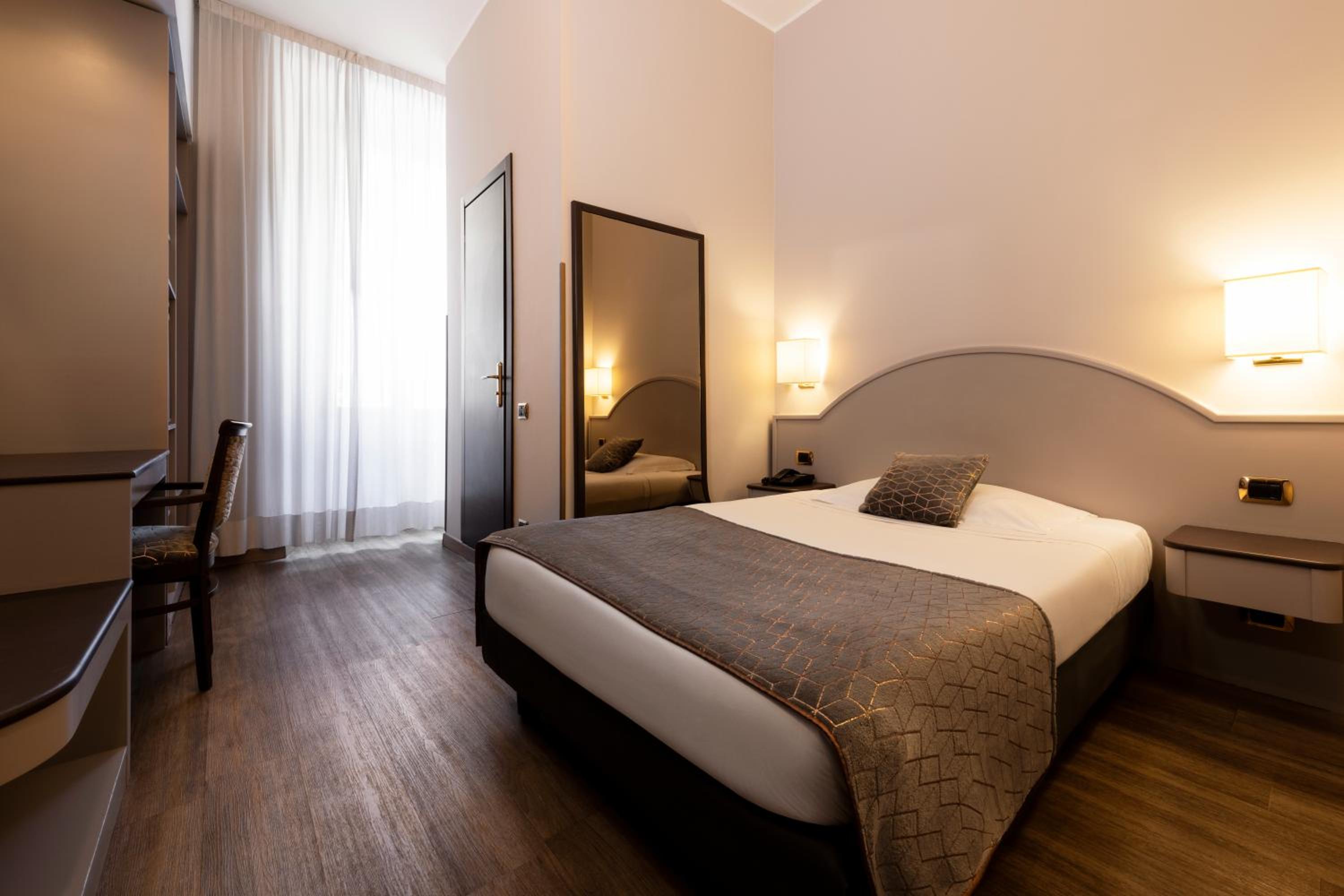 Single Room photo 2