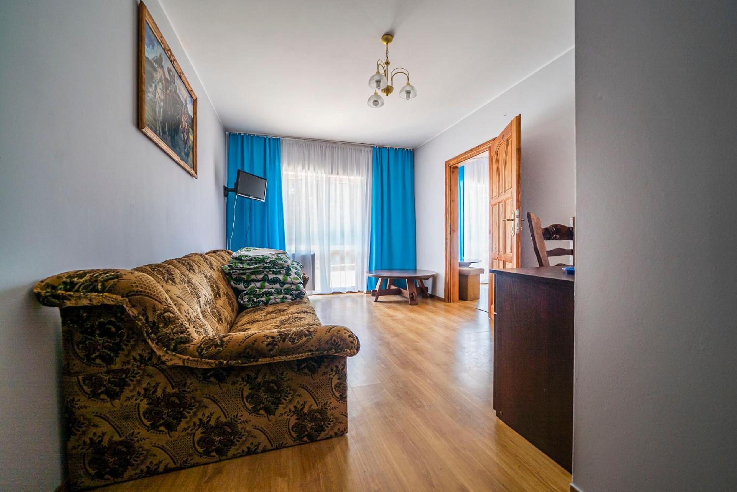 Studio with Balcony - Photo 1