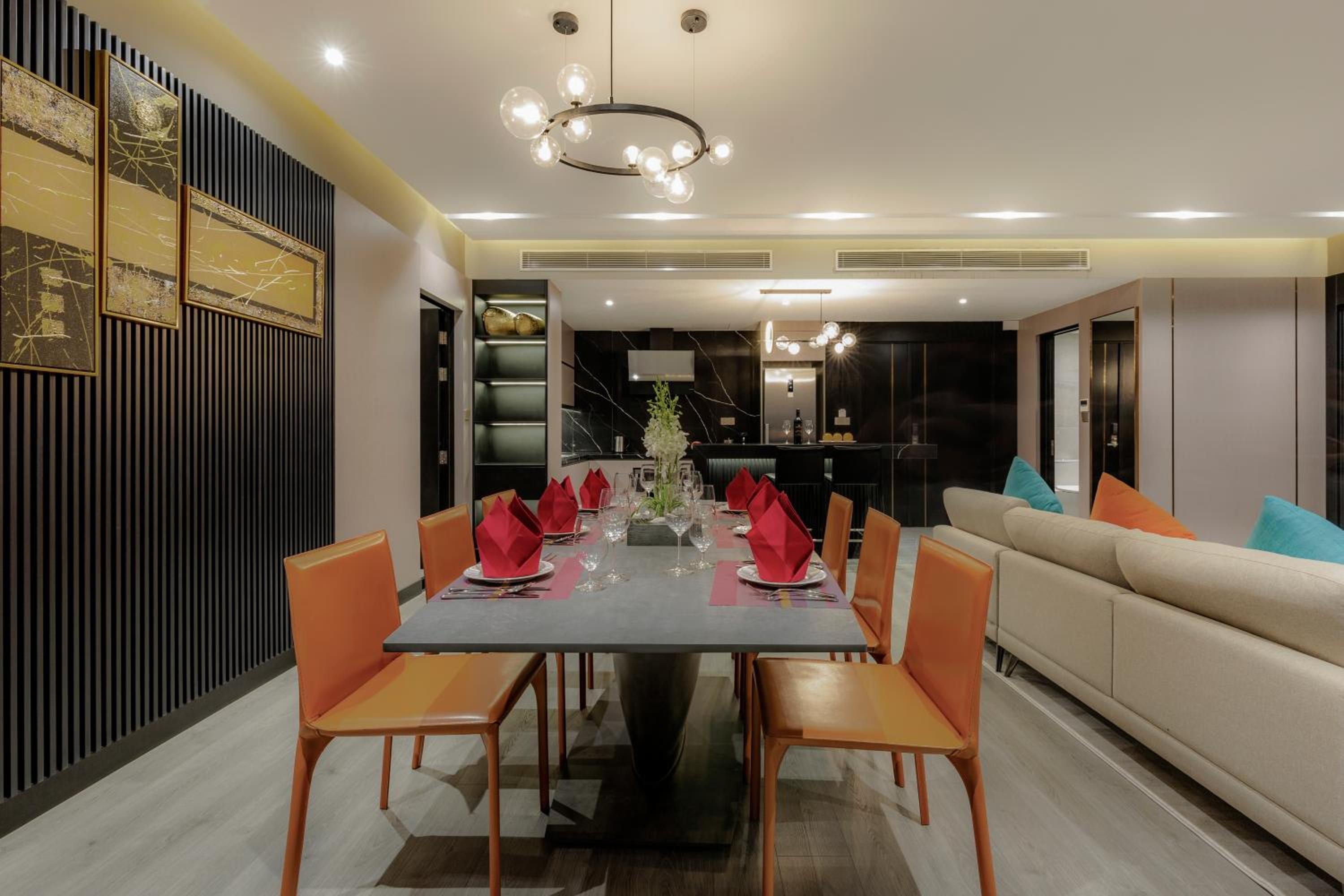 Penthouse Apartment - Photo 3