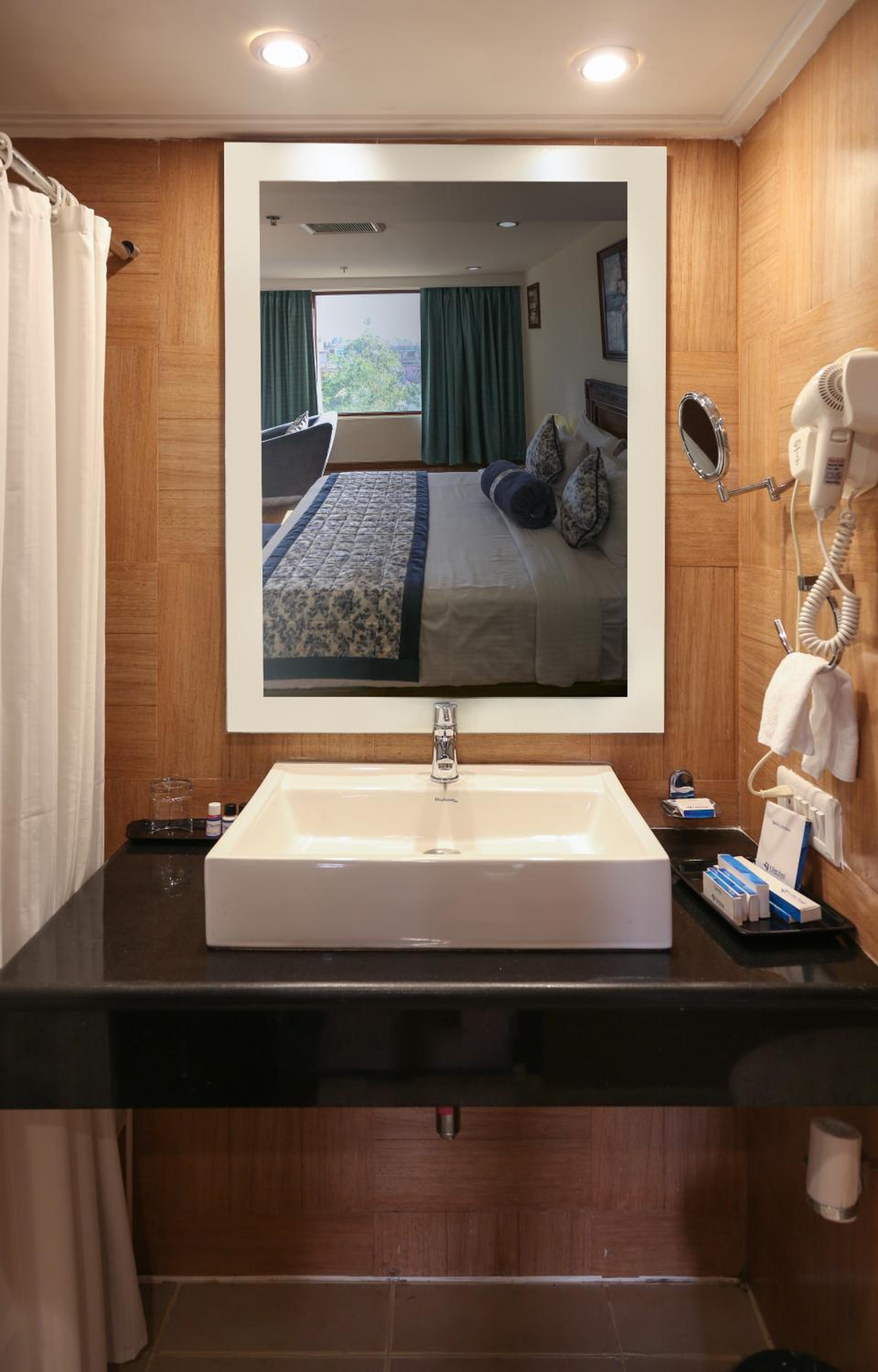 Executive Suite photo 2