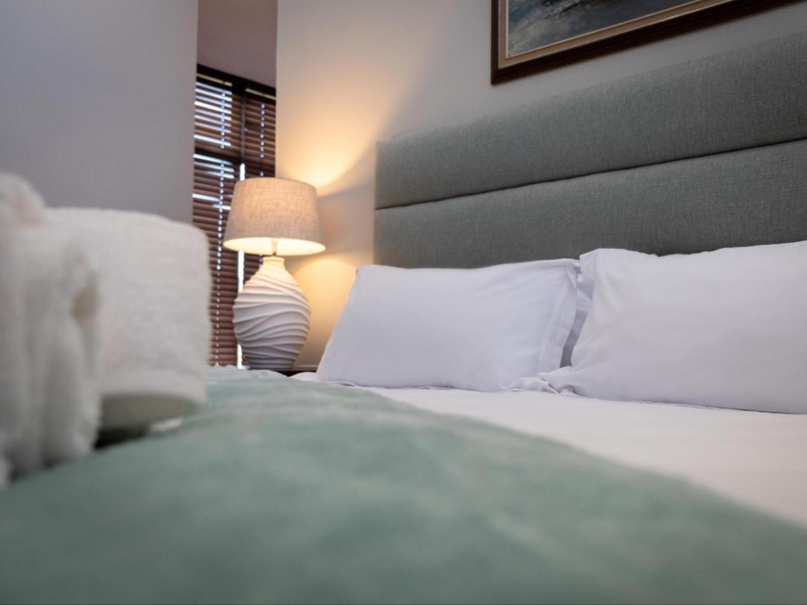 Luxury Suite - Photo 7