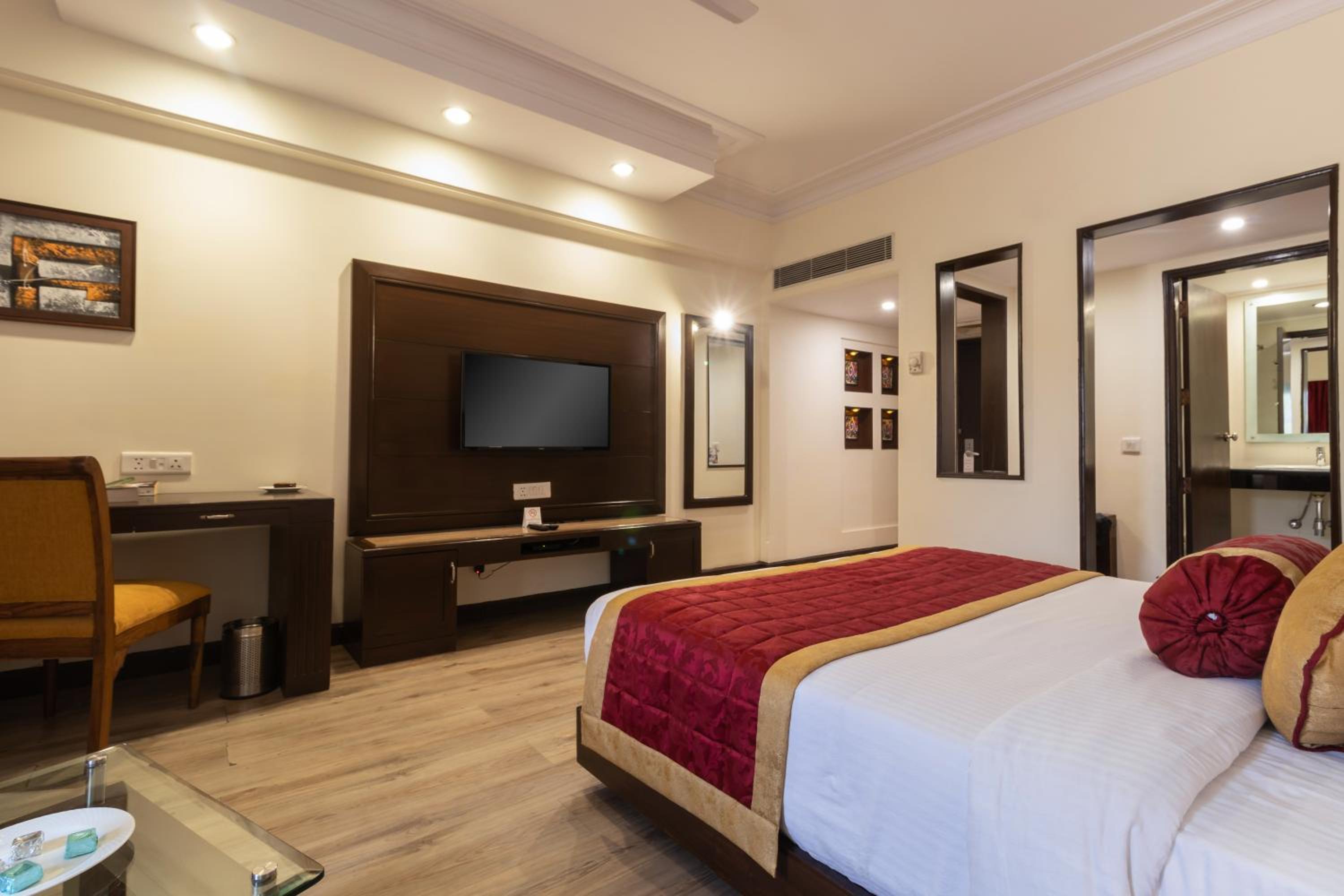 Deluxe Double Room photo 2