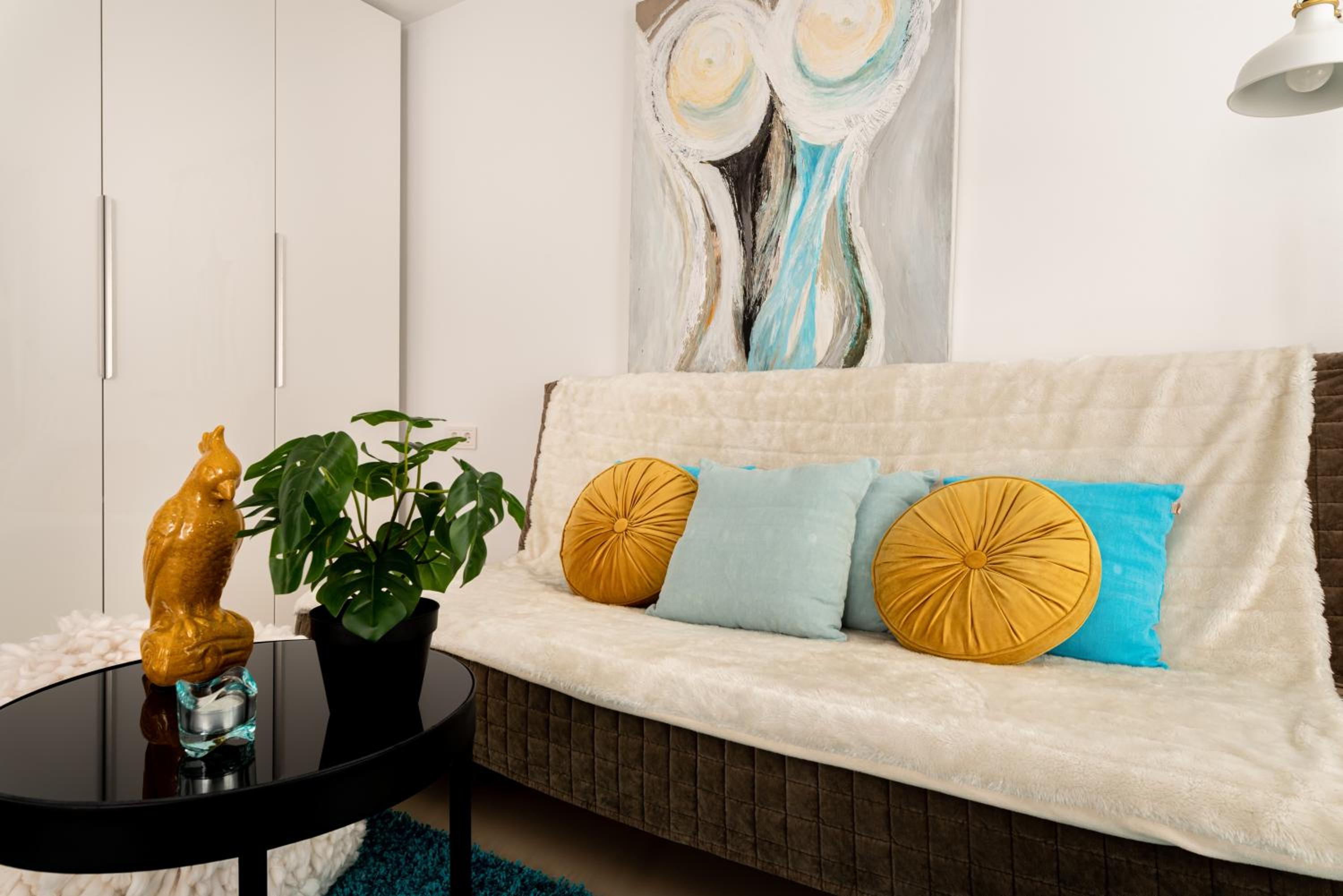 Apartment - Split Level photo 2