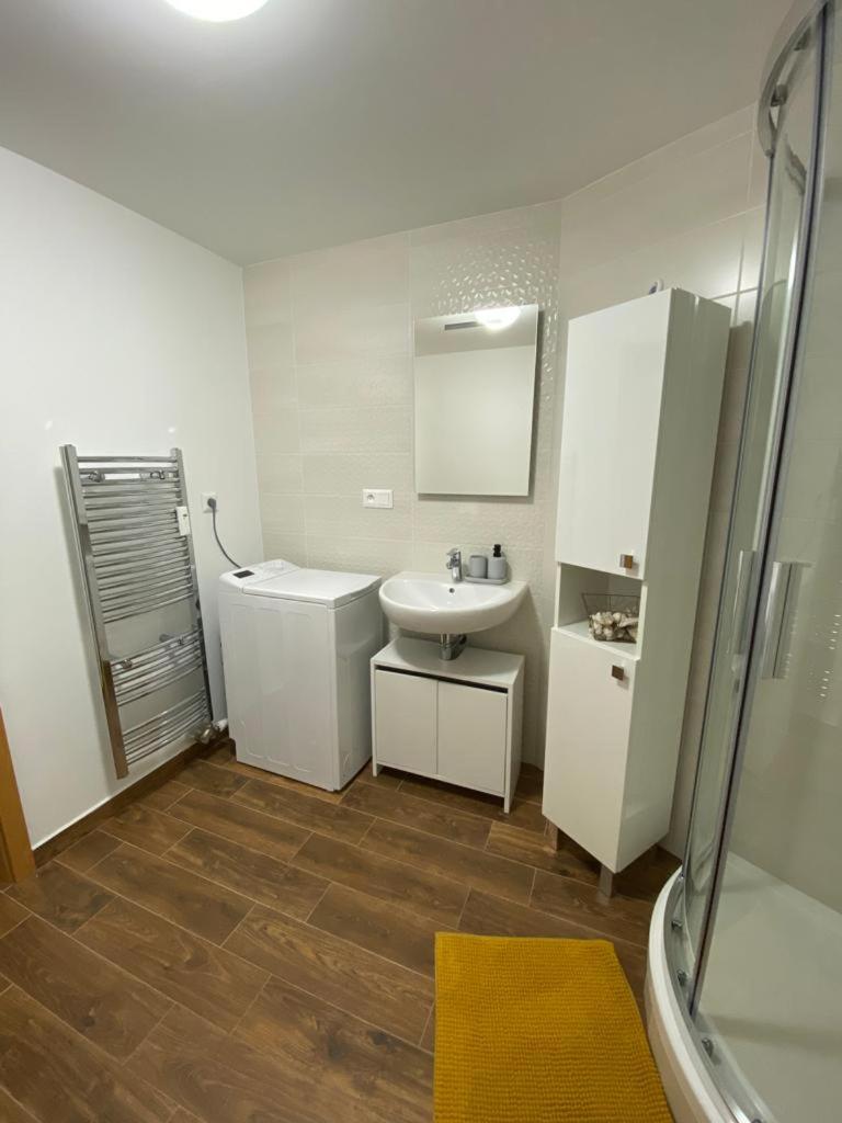 Two-Bedroom Apartment - Photo 15