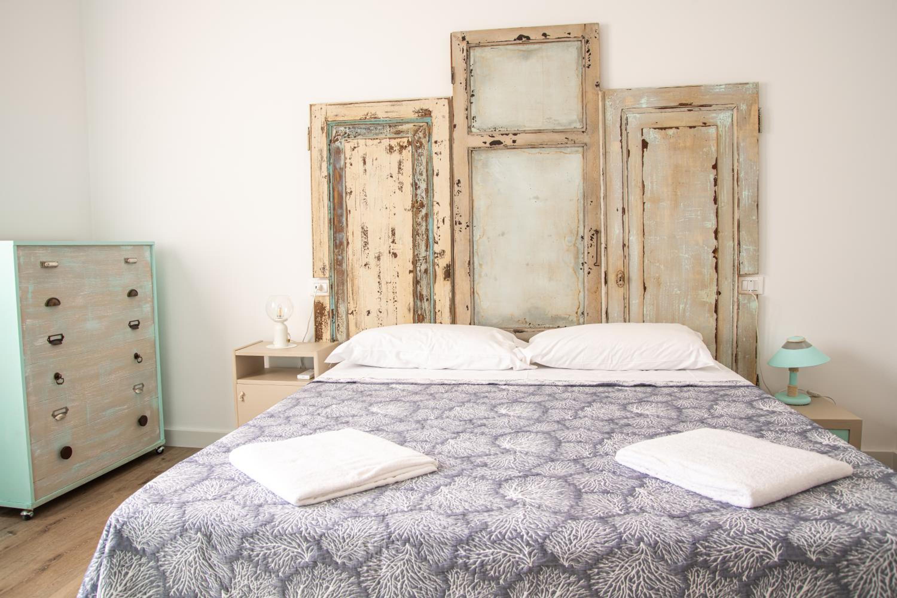 Large Double or Twin Room photo 1
