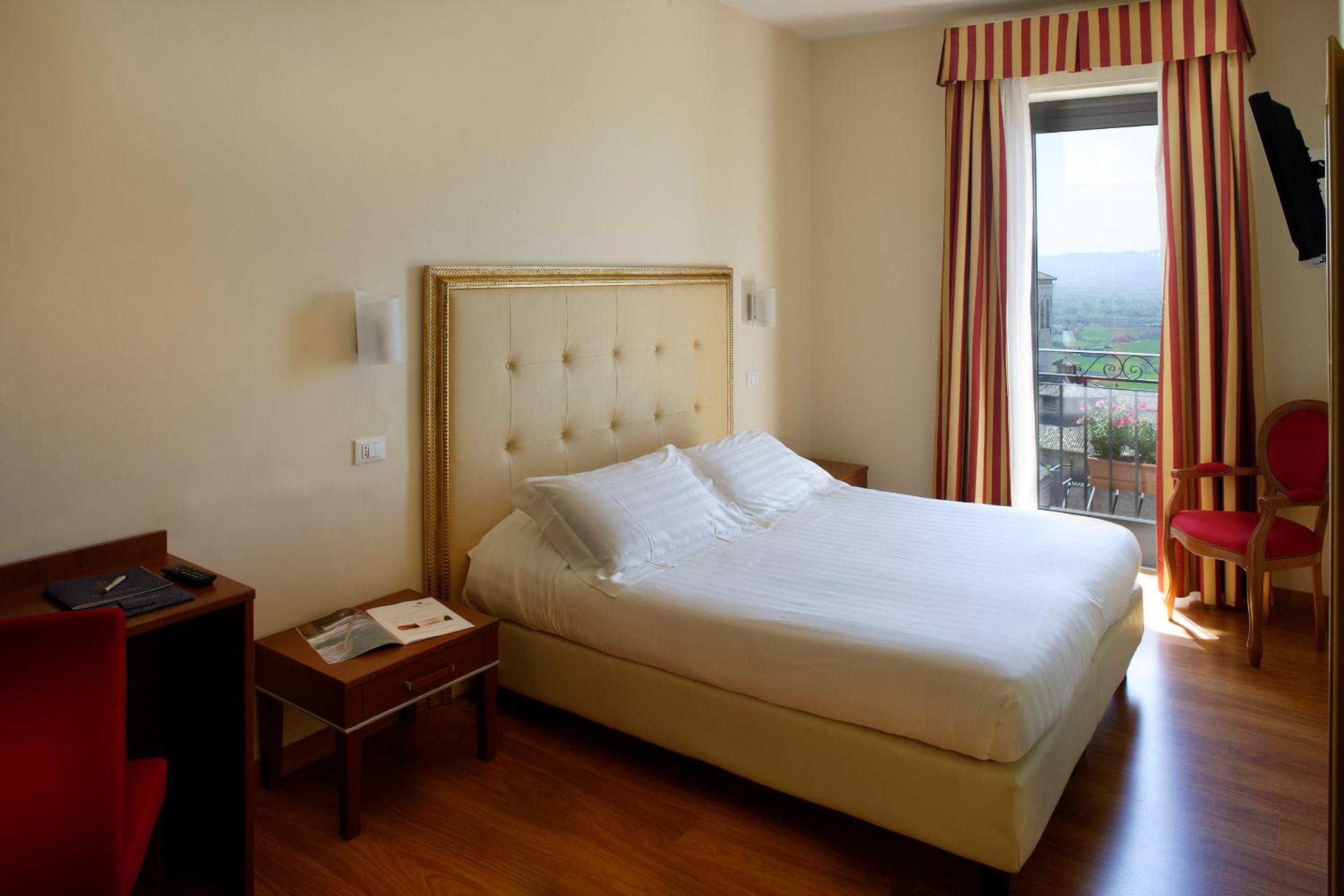 Standatd Triple Room with Valley View - Photo 1