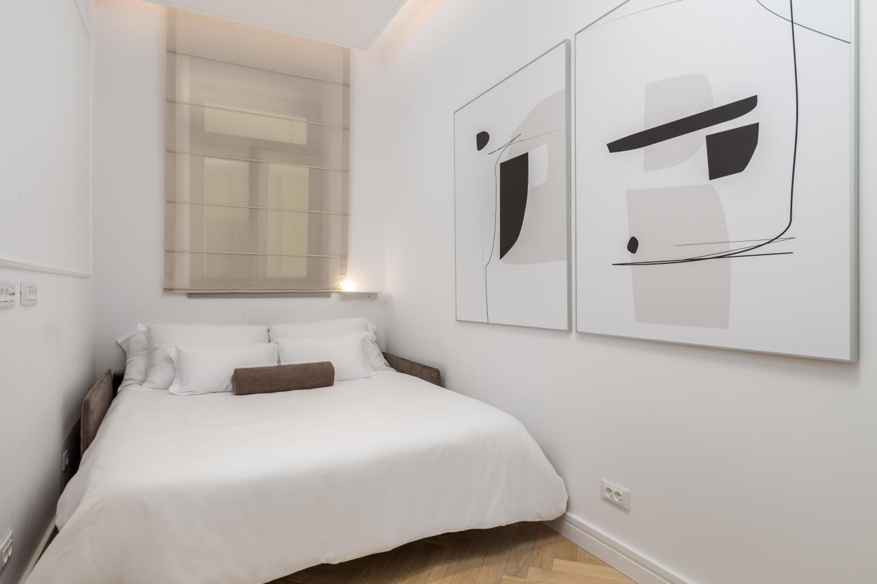 Two-Bedroom Apartment - Photo 6