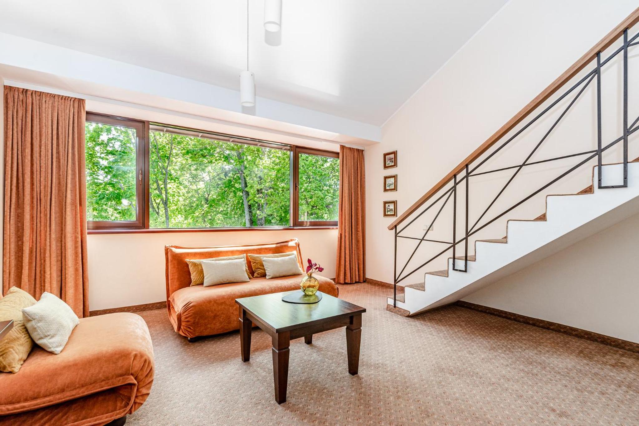 Superior Duplex Apartment with Spa Access - Photo 17