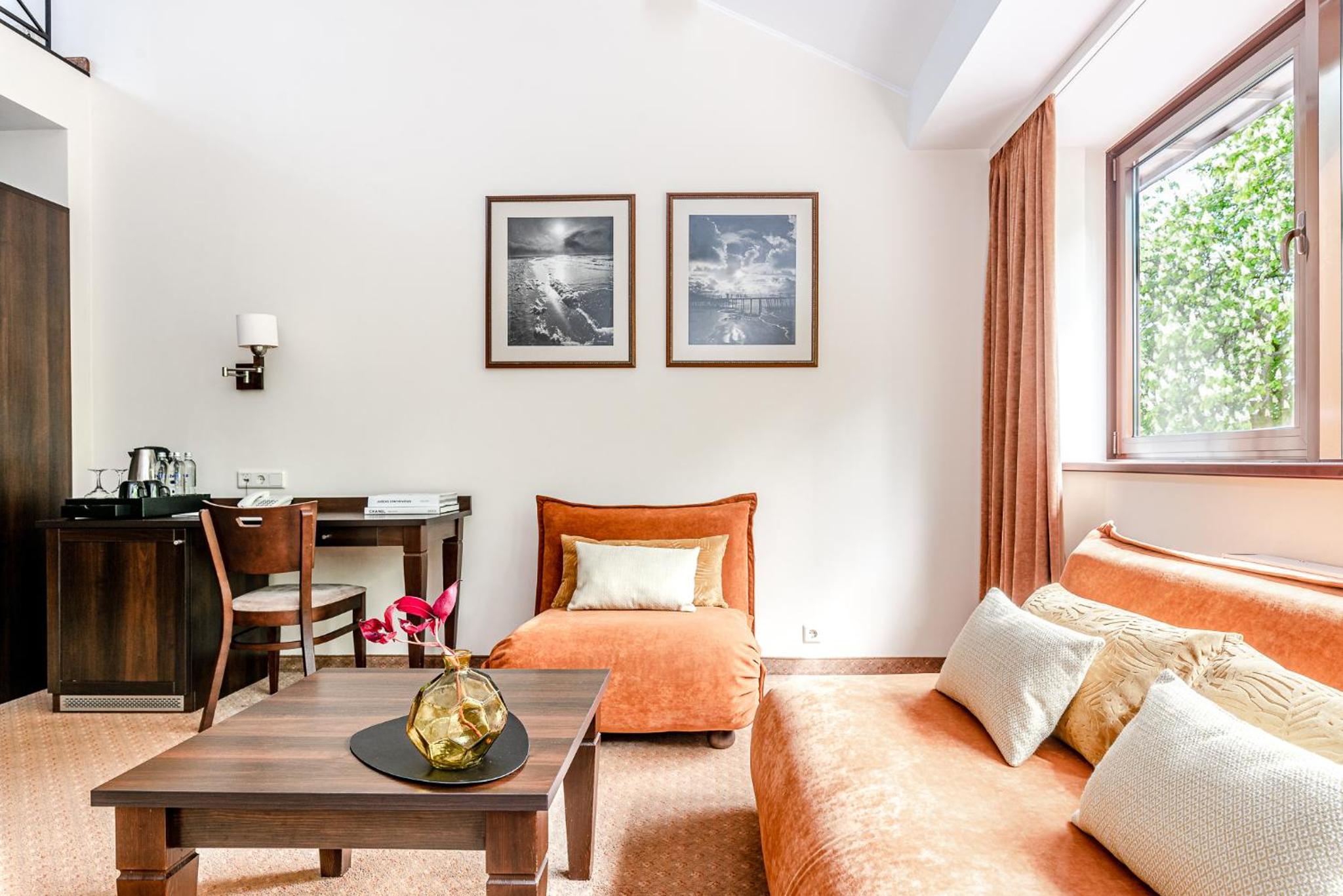 Superior Duplex Apartment with Spa Access - Photo 14