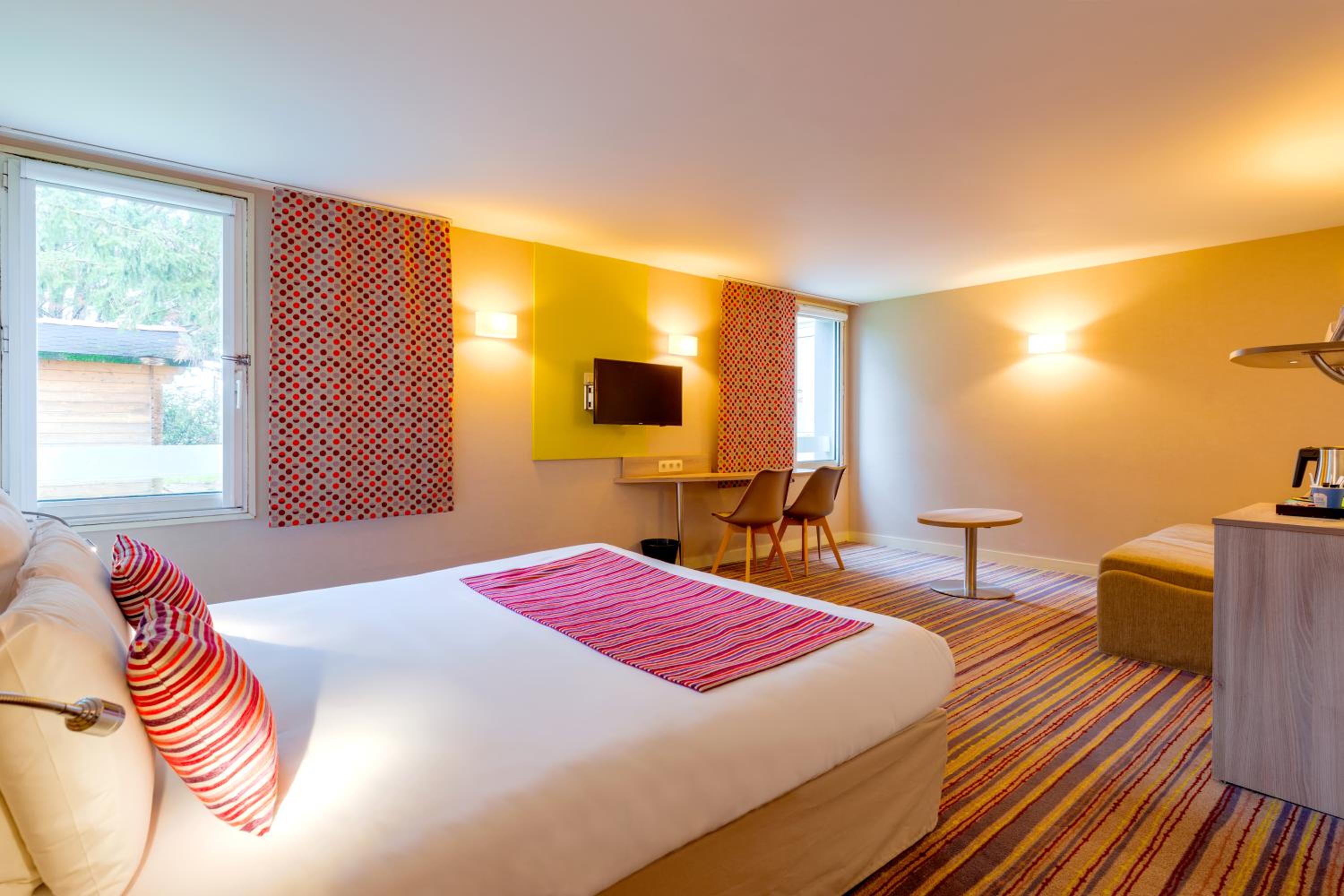 Superior Quadruple Room (2 double beds)