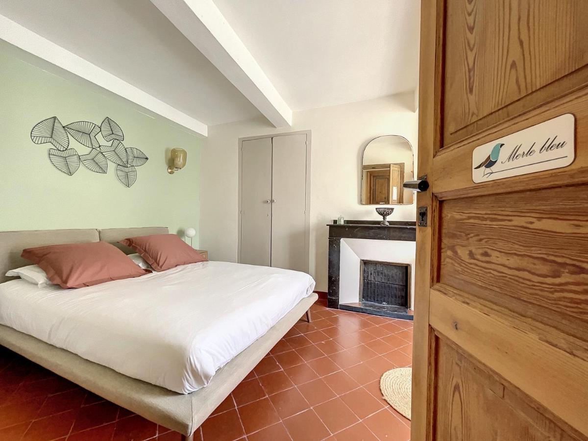 Triple Room with Private Bathroom - Photo 1
