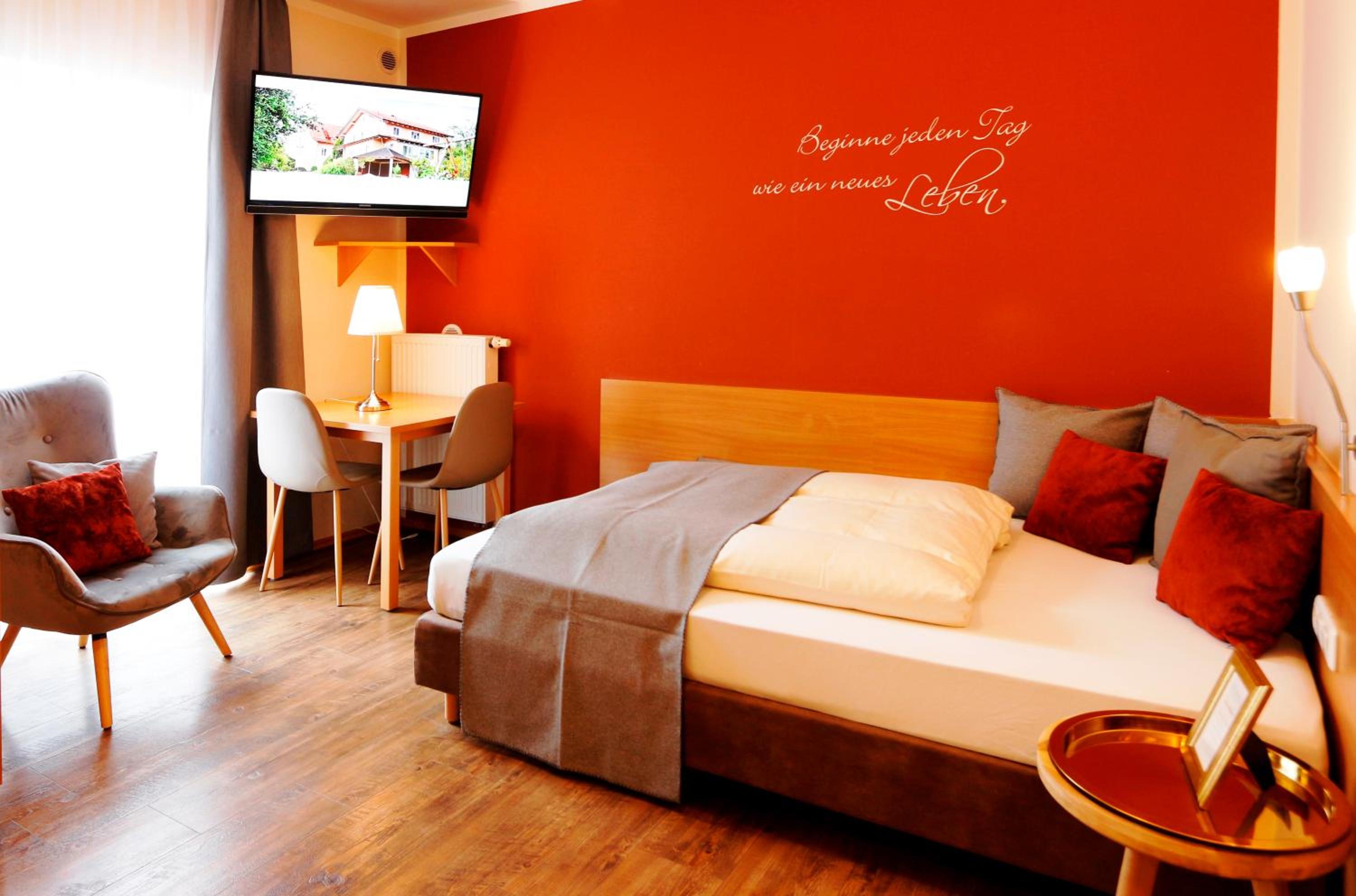 Single Room with Kitchenette photo 2