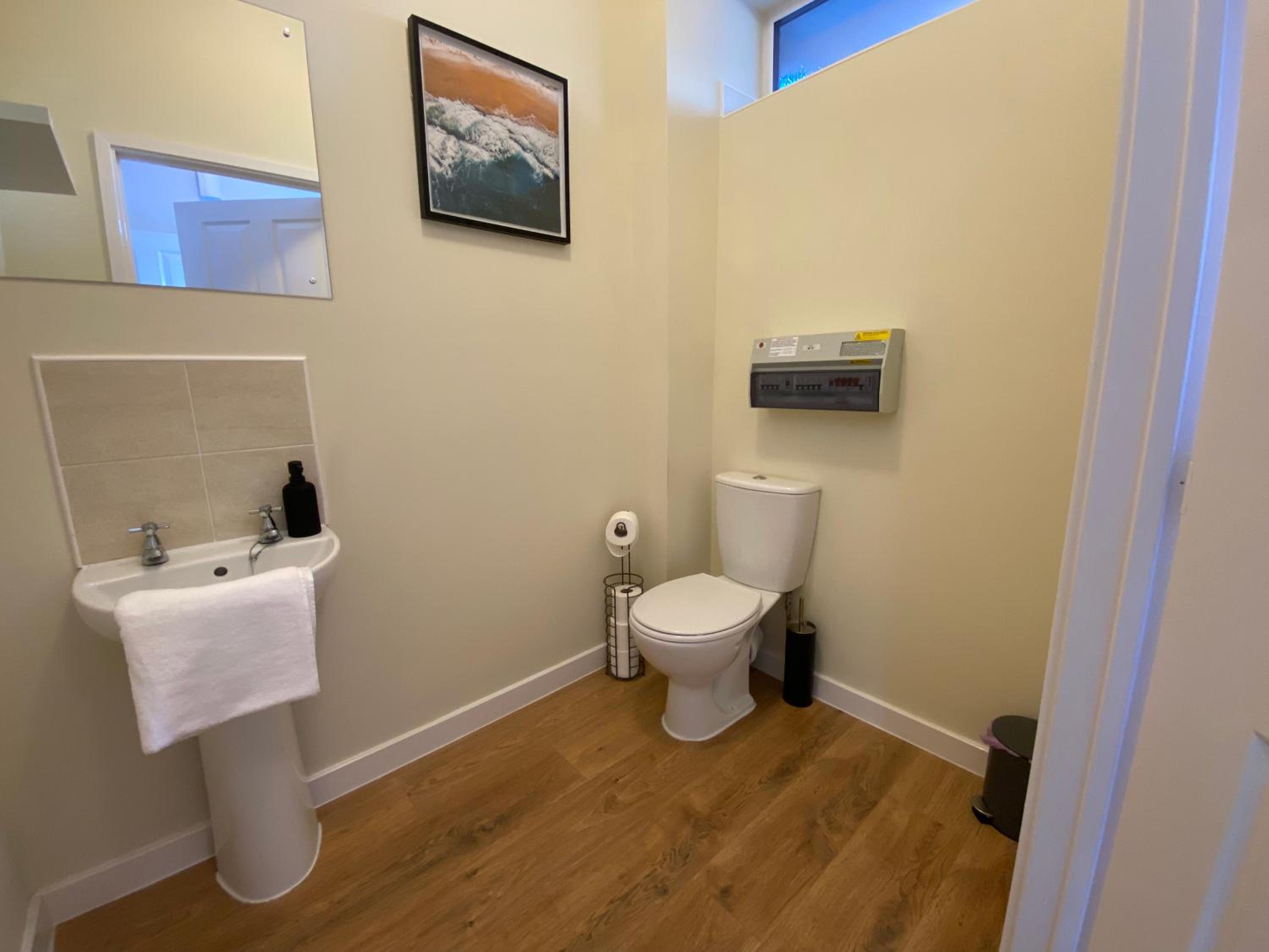 Three-Bedroom House photo 3